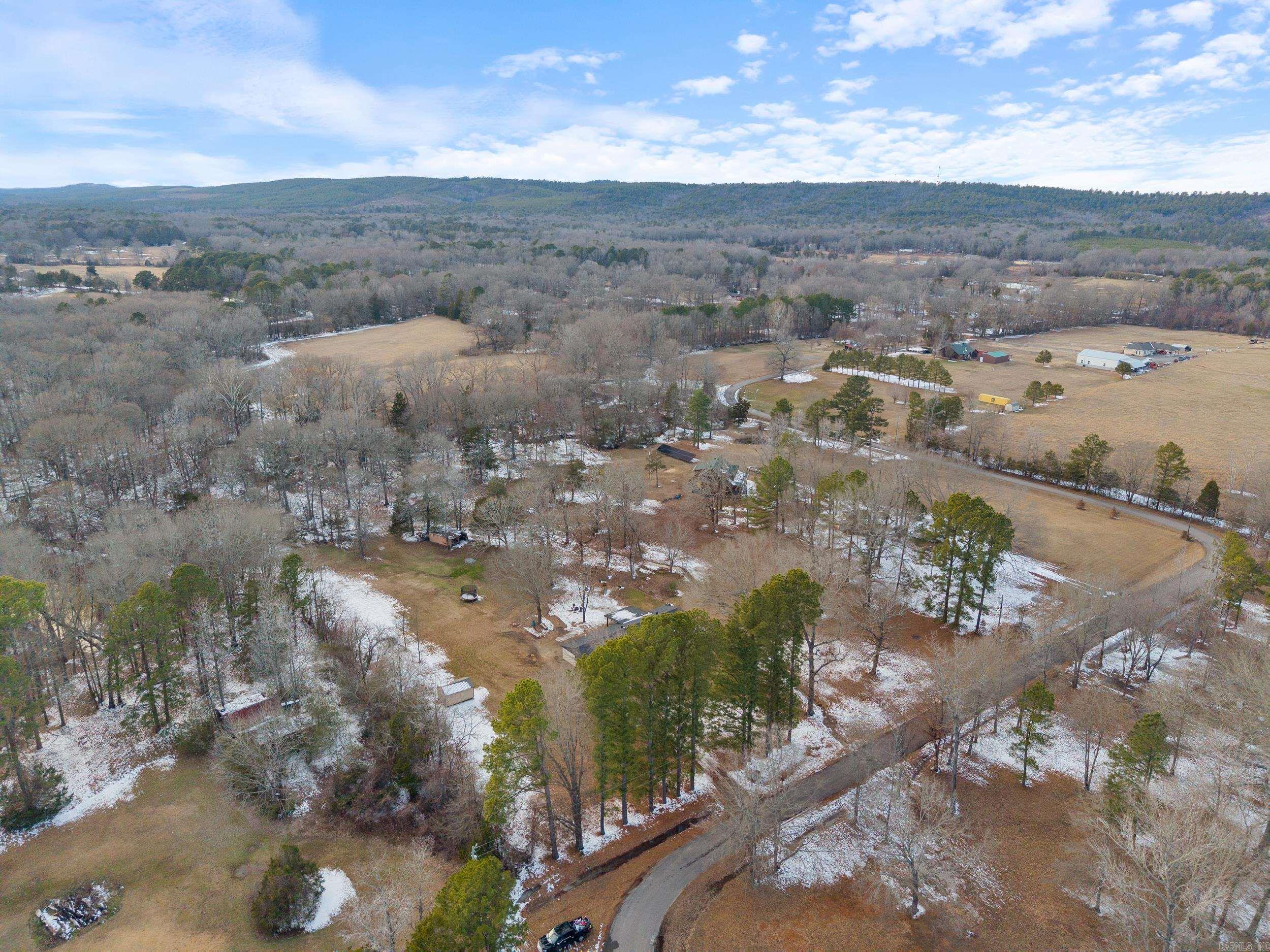 27  Pine Valley Drive  Bigelow, AR