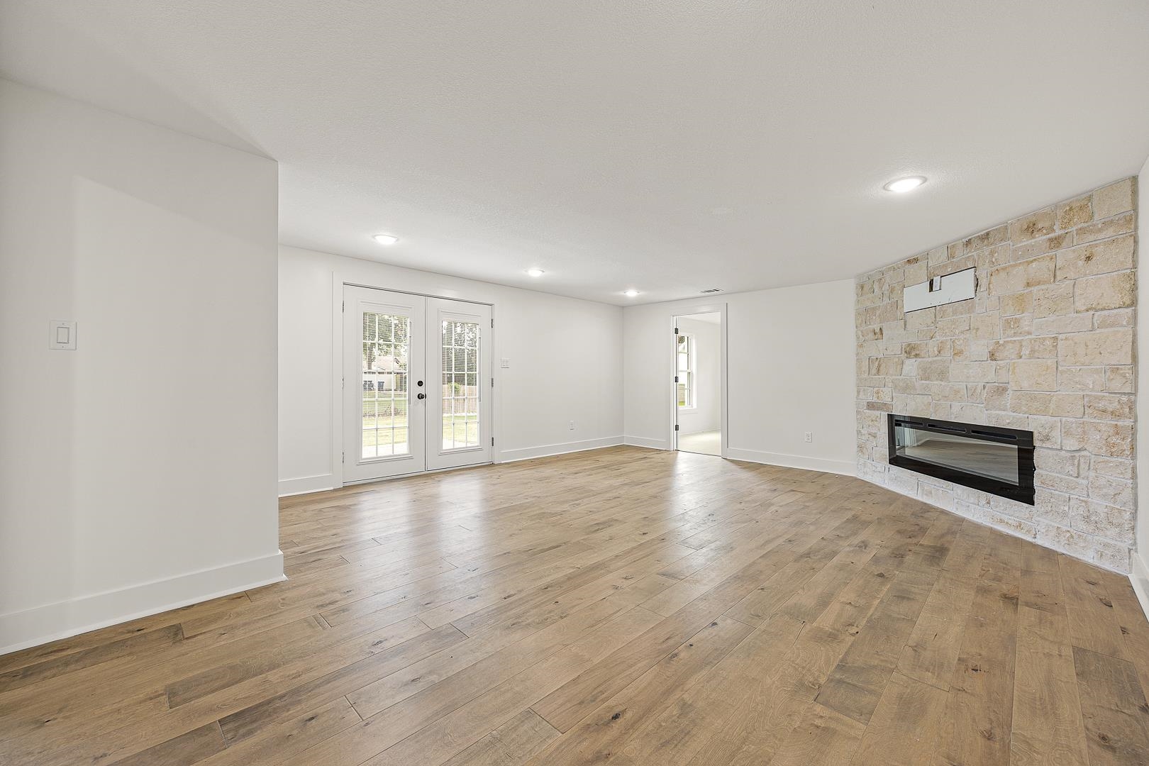 1202  Cardinal  Jonesboro, AR