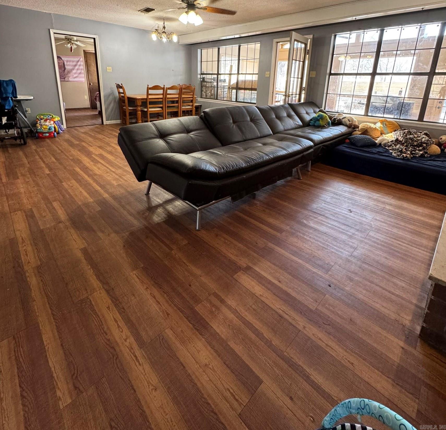 231  Locust Ave  Conway, AR