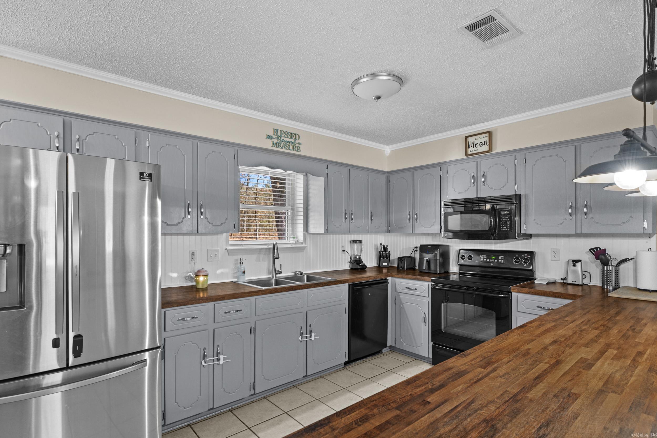 30  Rolling Meadows Ln  Austin, AR