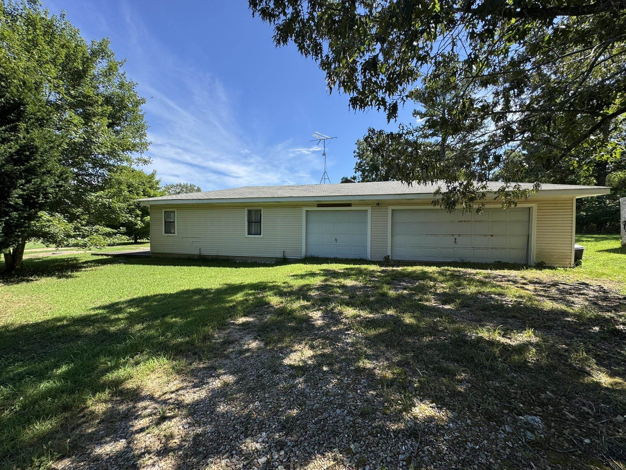 5262 Hand Cove Road Elizabeth, AR 72531