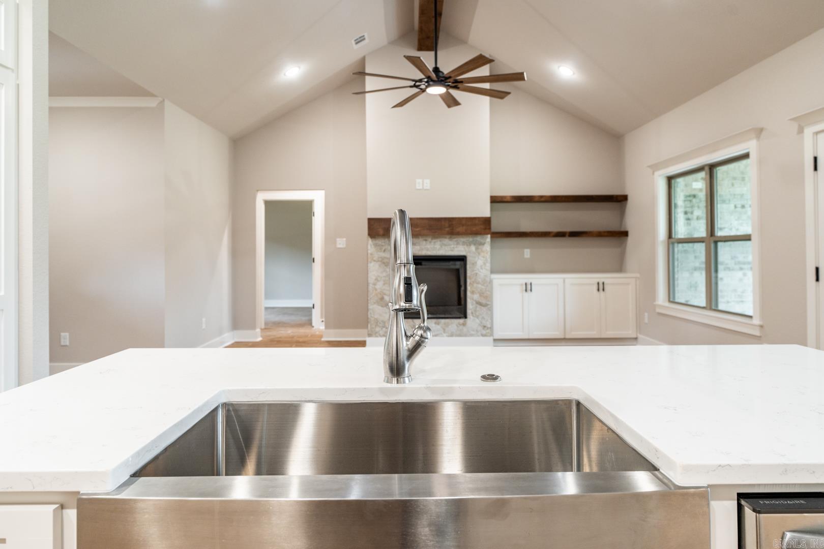 222  Michelle  Beebe, AR