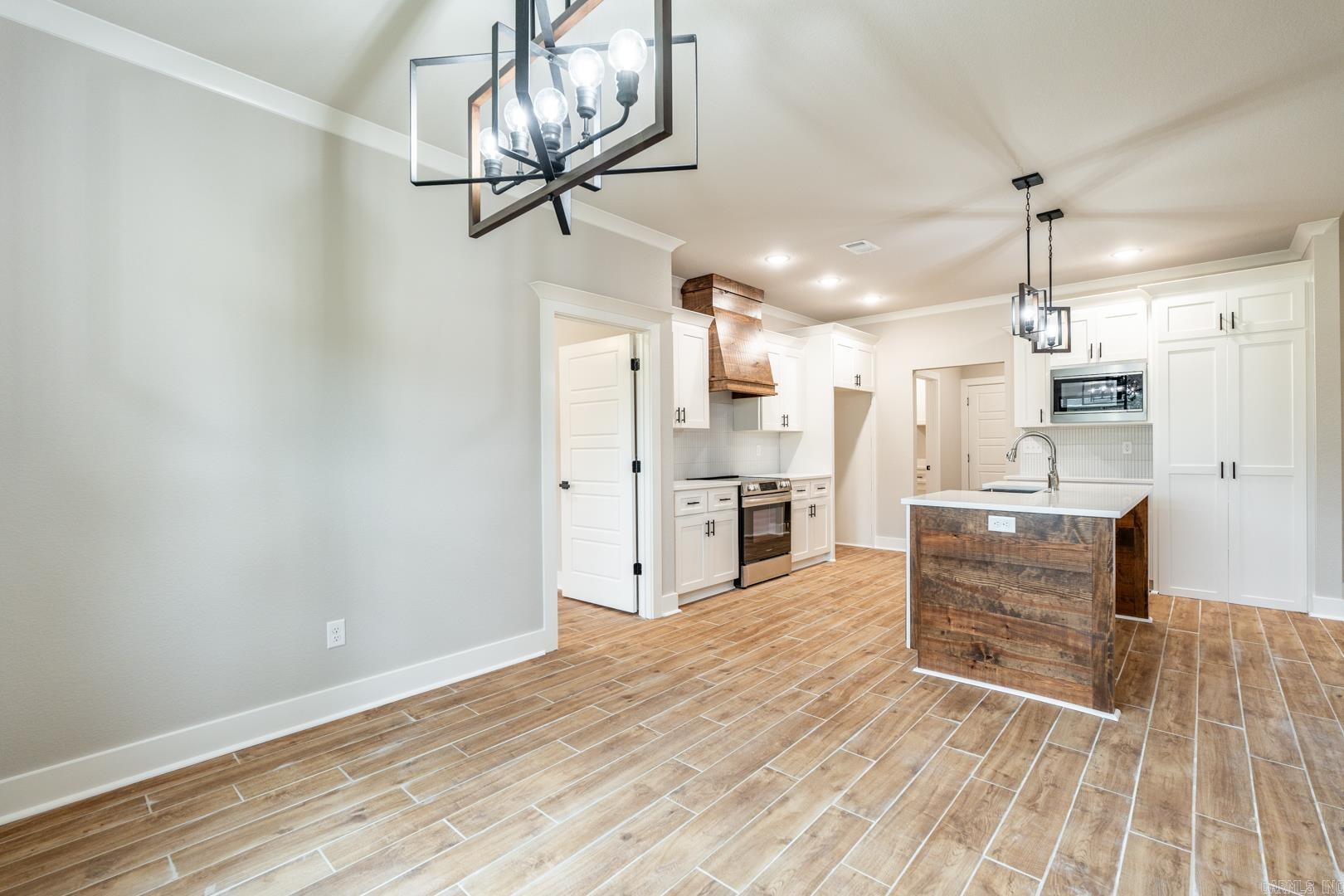 222  Michelle  Beebe, AR