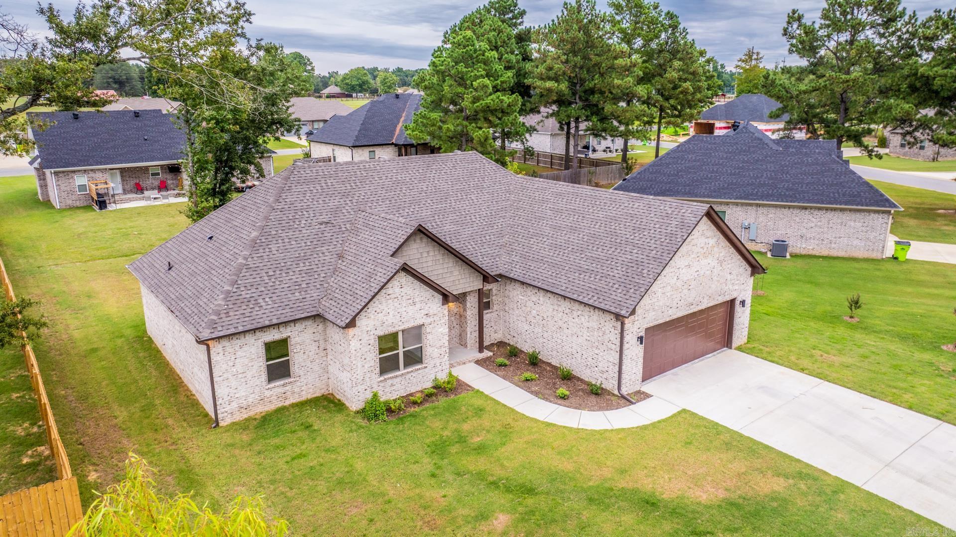 222  Michelle  Beebe, AR