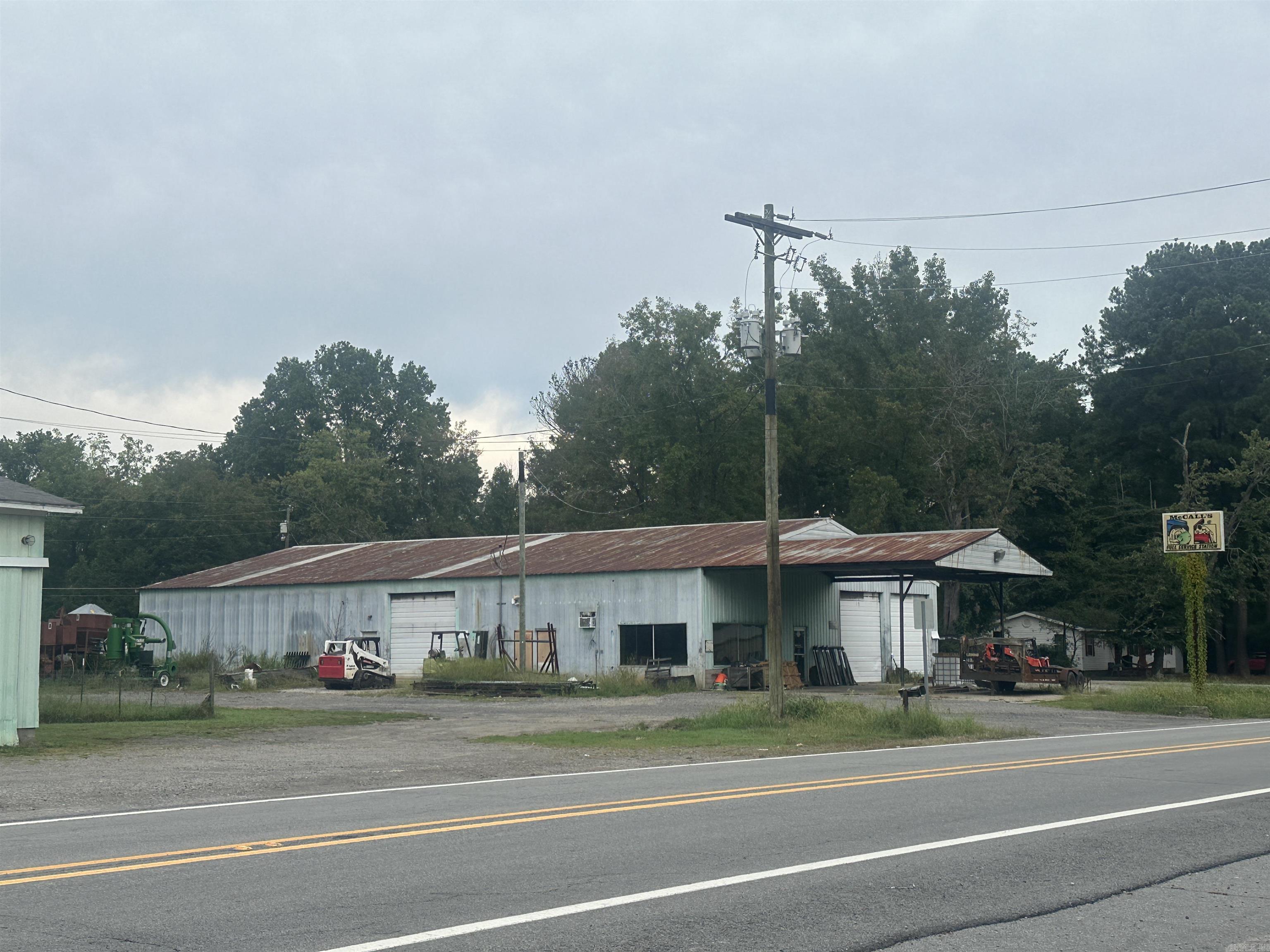 102 & 104 E 2nd  Ward, AR