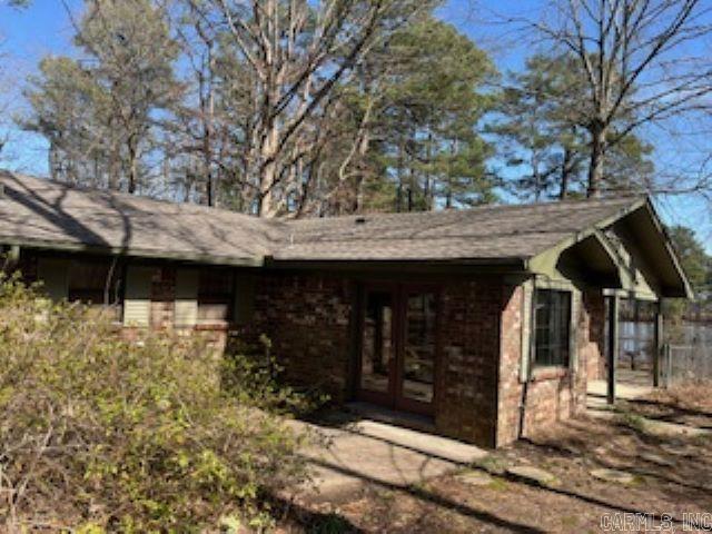 5806 Gwen Lane