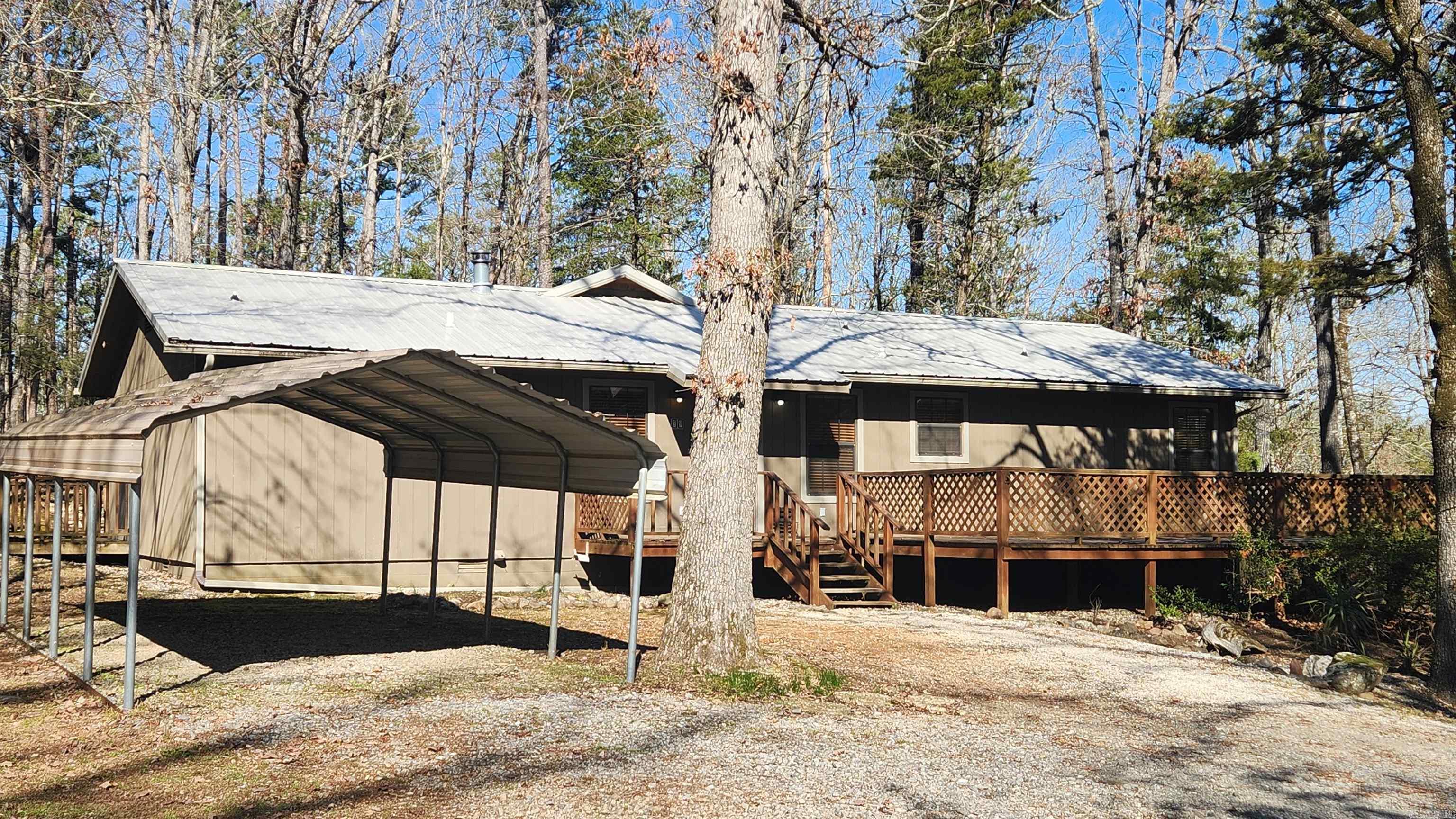 79  Lakeview Estates  Story, AR