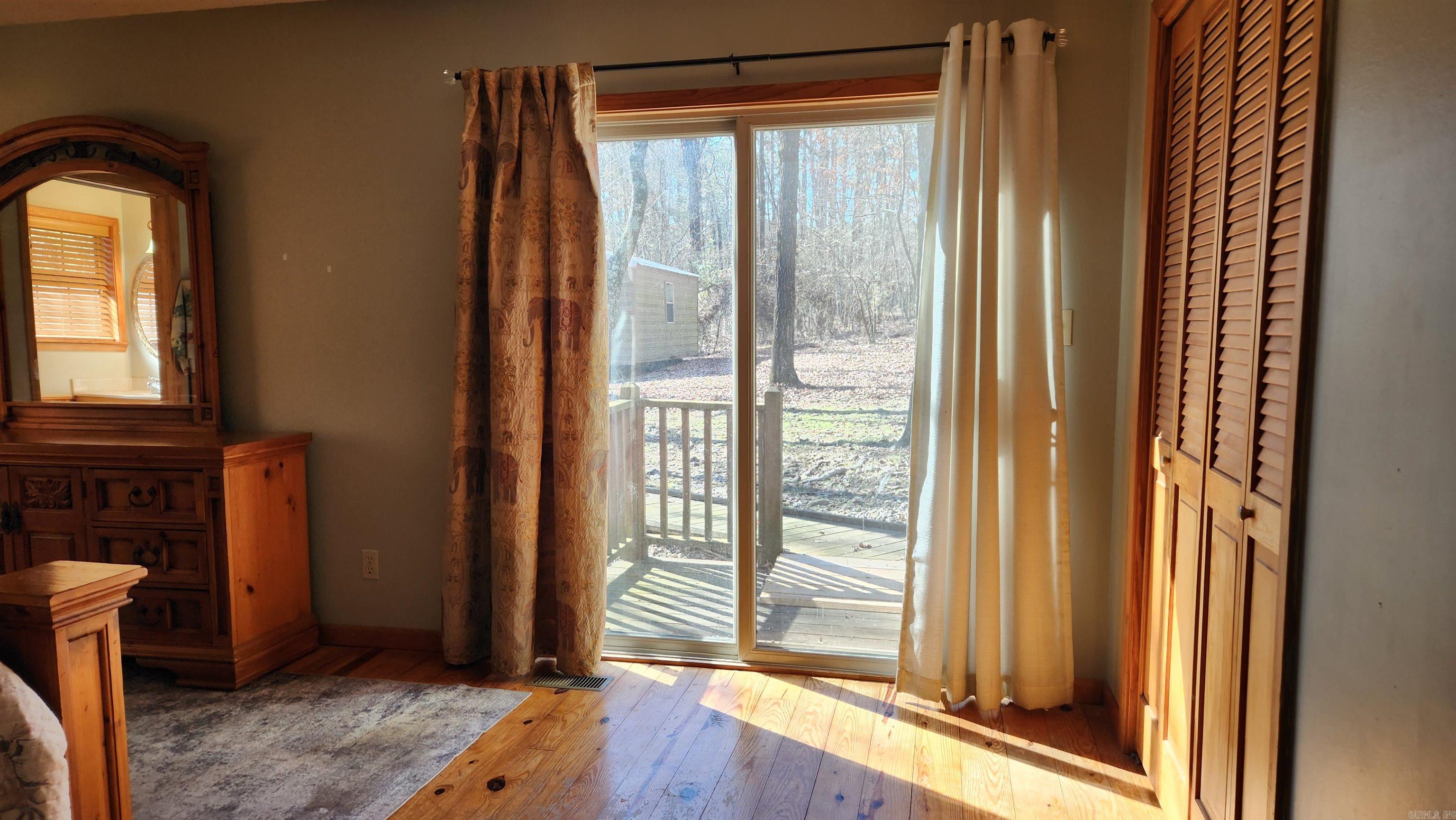 79  Lakeview Estates  Story, AR