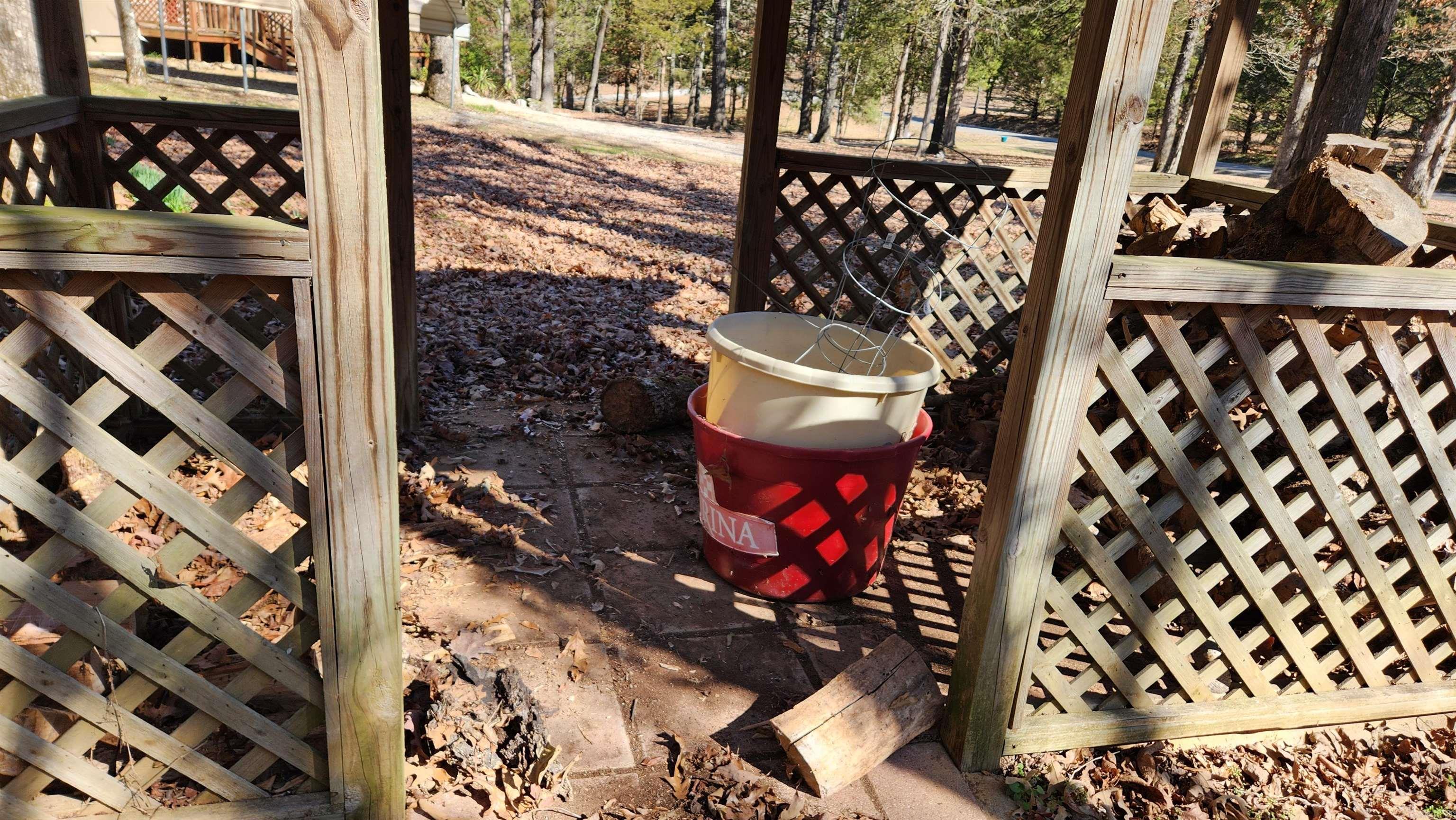 79  Lakeview Estates  Story, AR