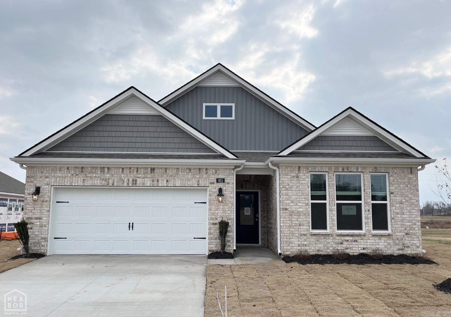 921 Jaxon Drive Jonesboro, AR 72404
