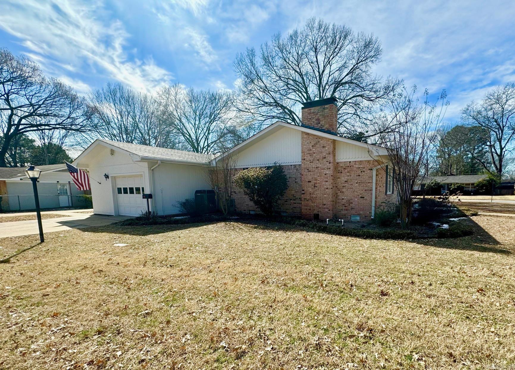 1  MARK  Conway, AR