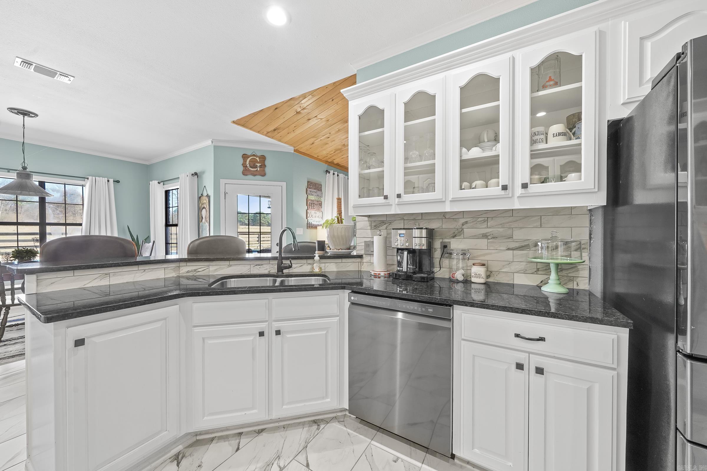 363 Crooked Road De Queen, AR 71832