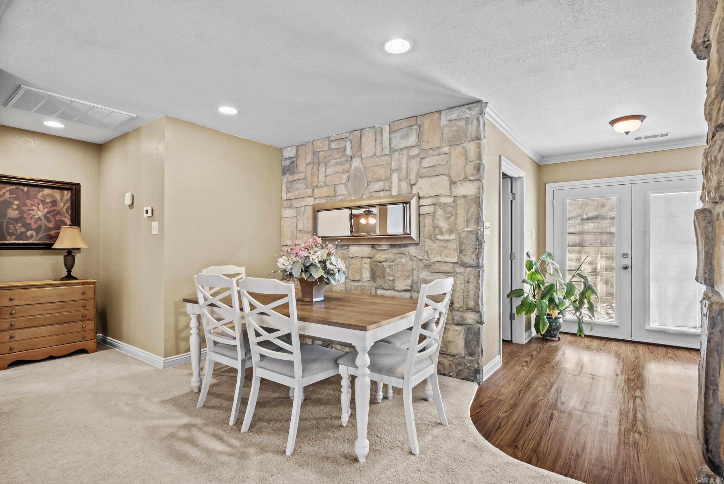 697 N Stagecoach Rd Cabot, AR 72023