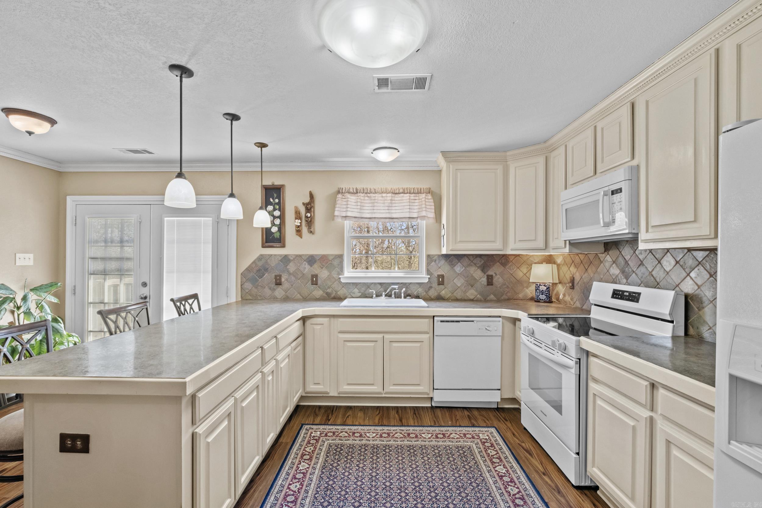 697 N Stagecoach Rd Cabot, AR 72023