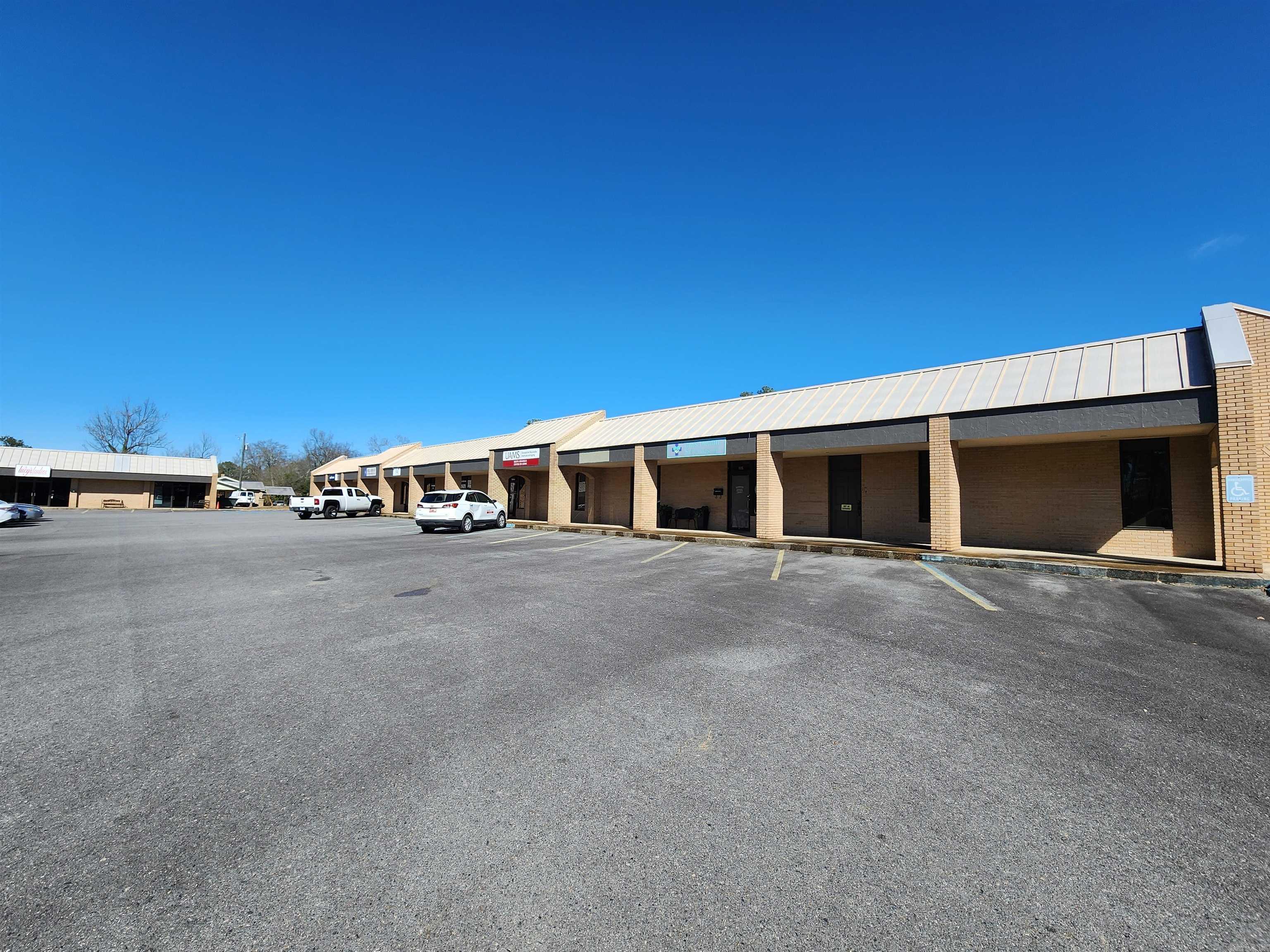 1115 N Madison  El Dorado, AR
