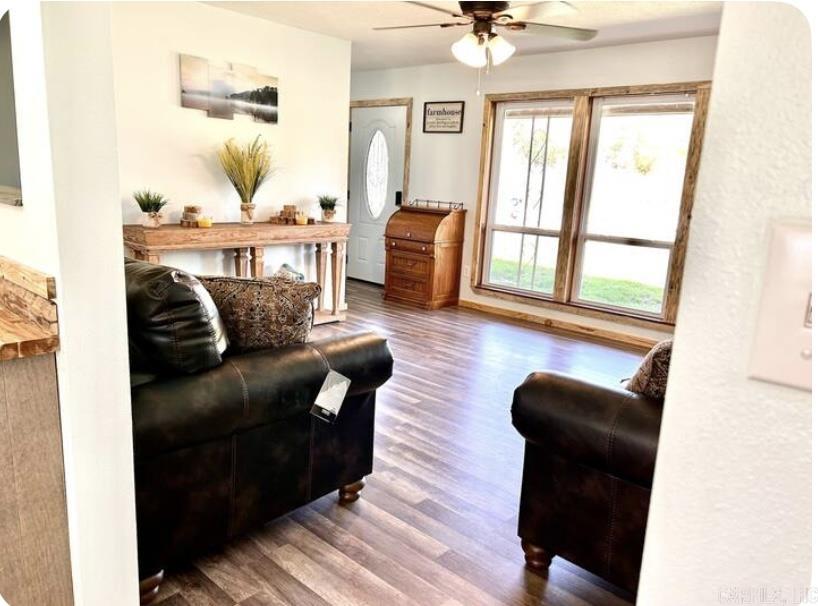 180 Lakefront Gillham, AR 71841