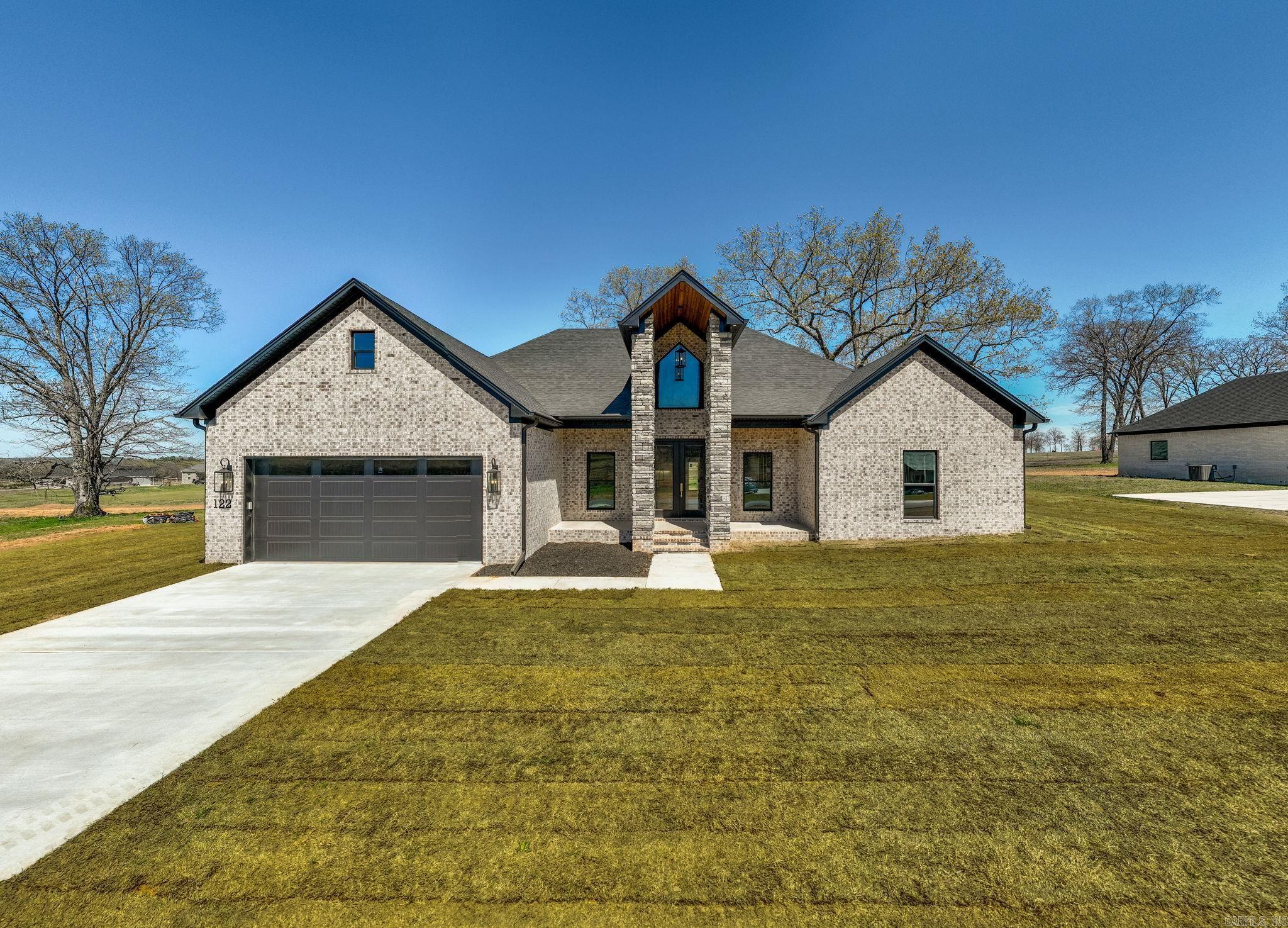 122  Republican Loop  Greenbrier, AR