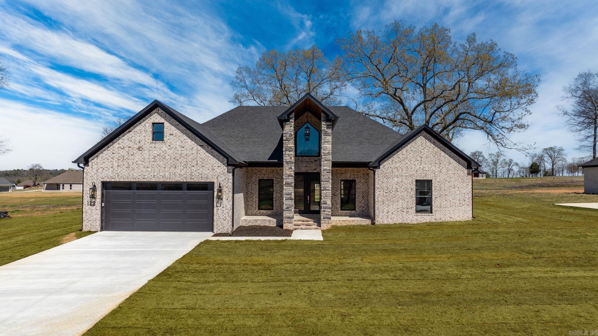 122  Republican Loop  Greenbrier, AR