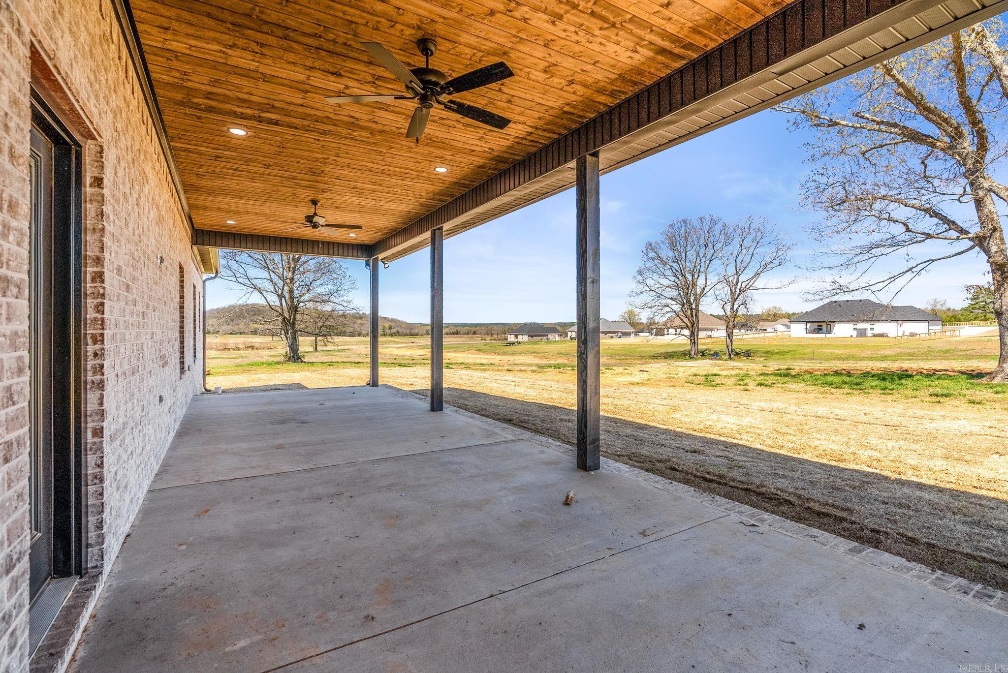 122  Republican Loop  Greenbrier, AR