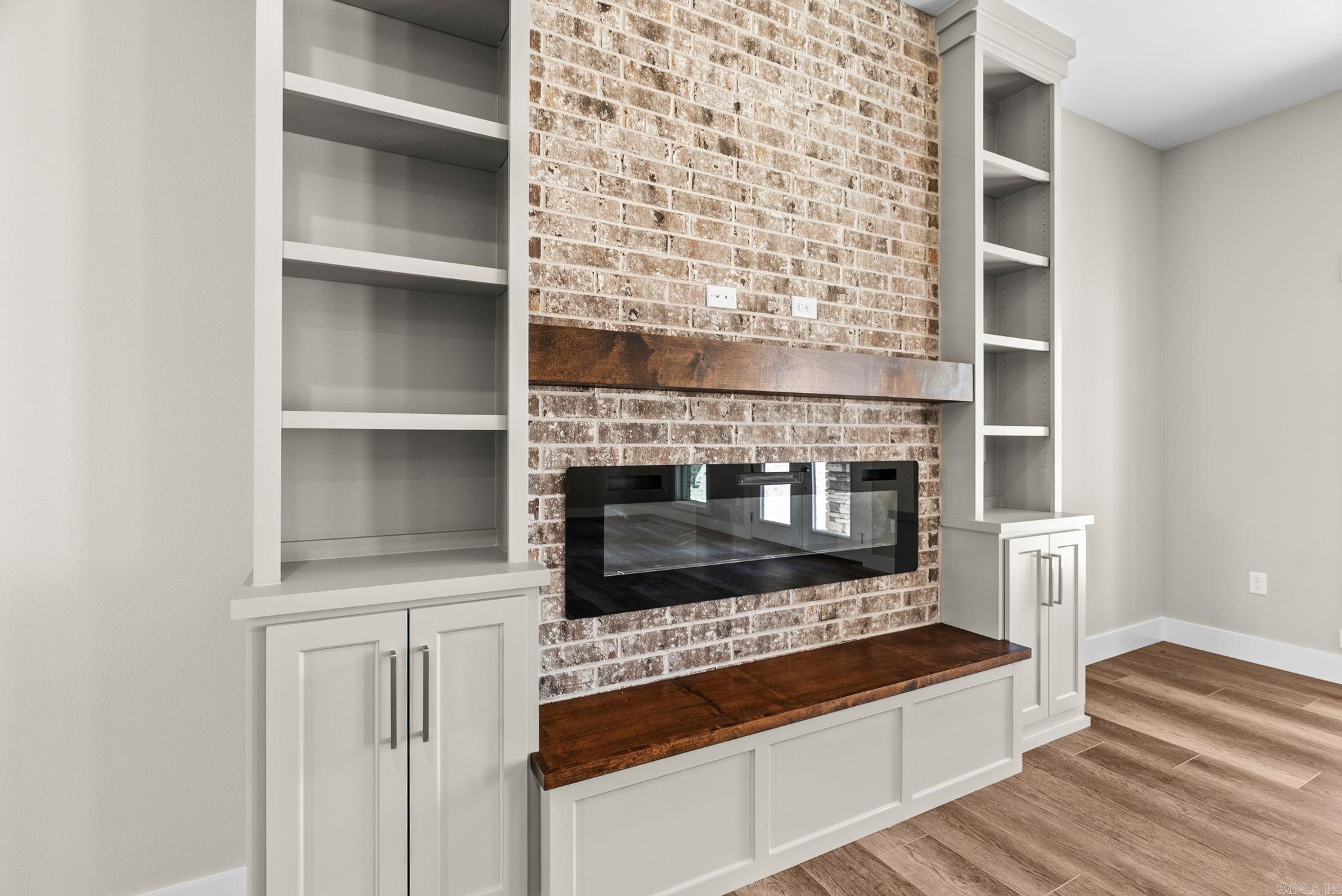 122  Republican Loop  Greenbrier, AR