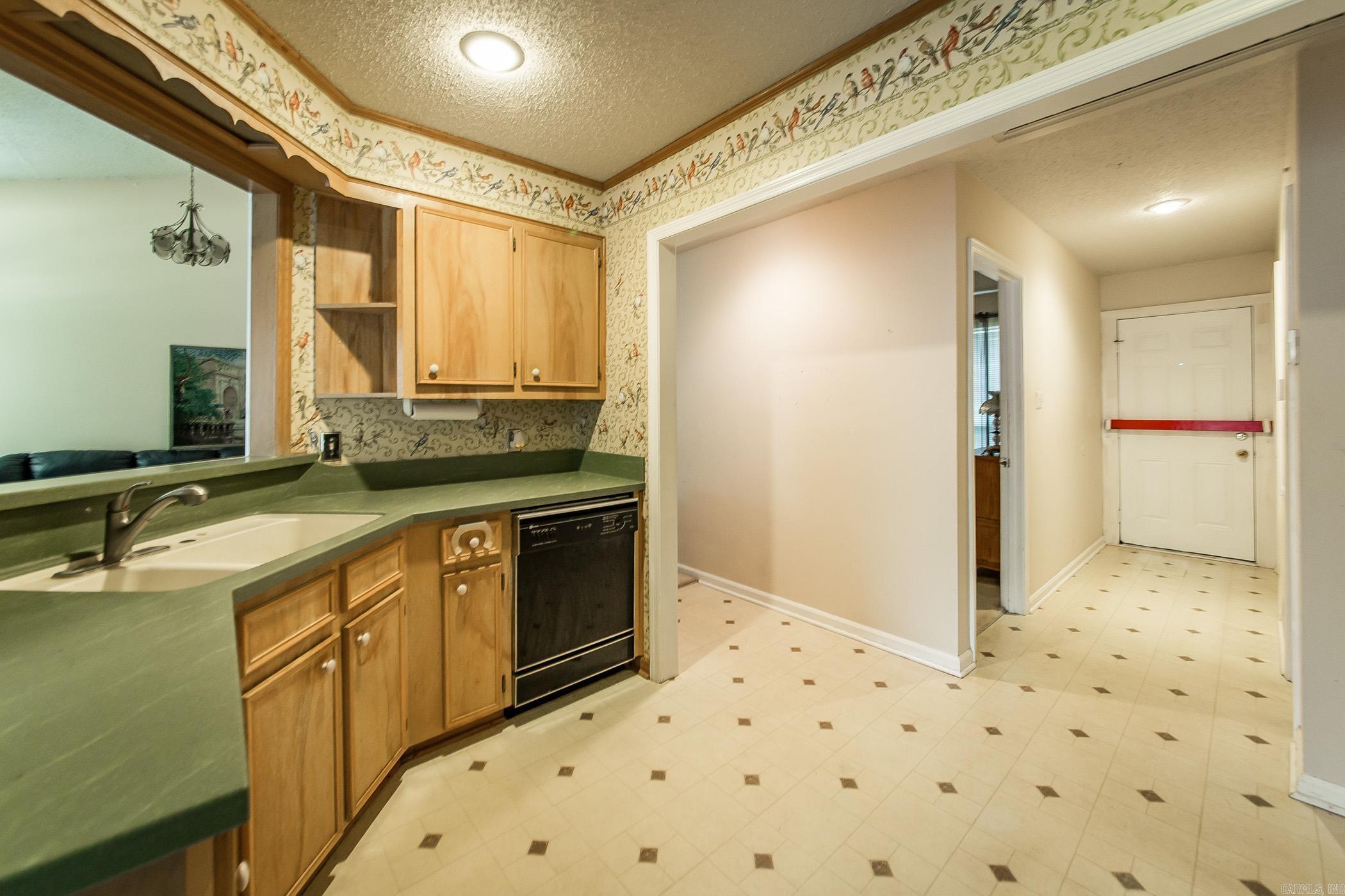 16615  Highway 300  Roland, AR