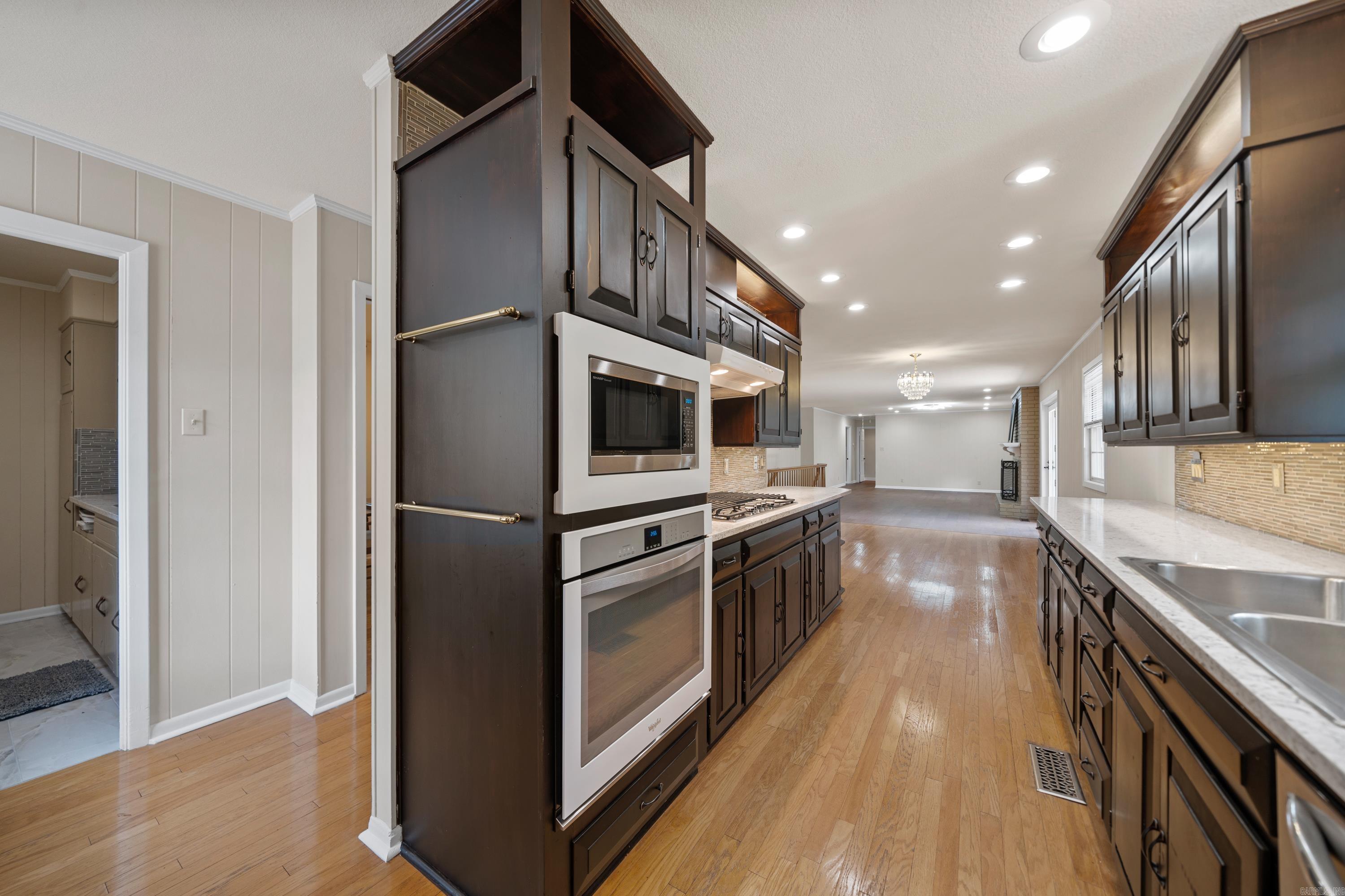 191  Taylor  Hot Springs, AR