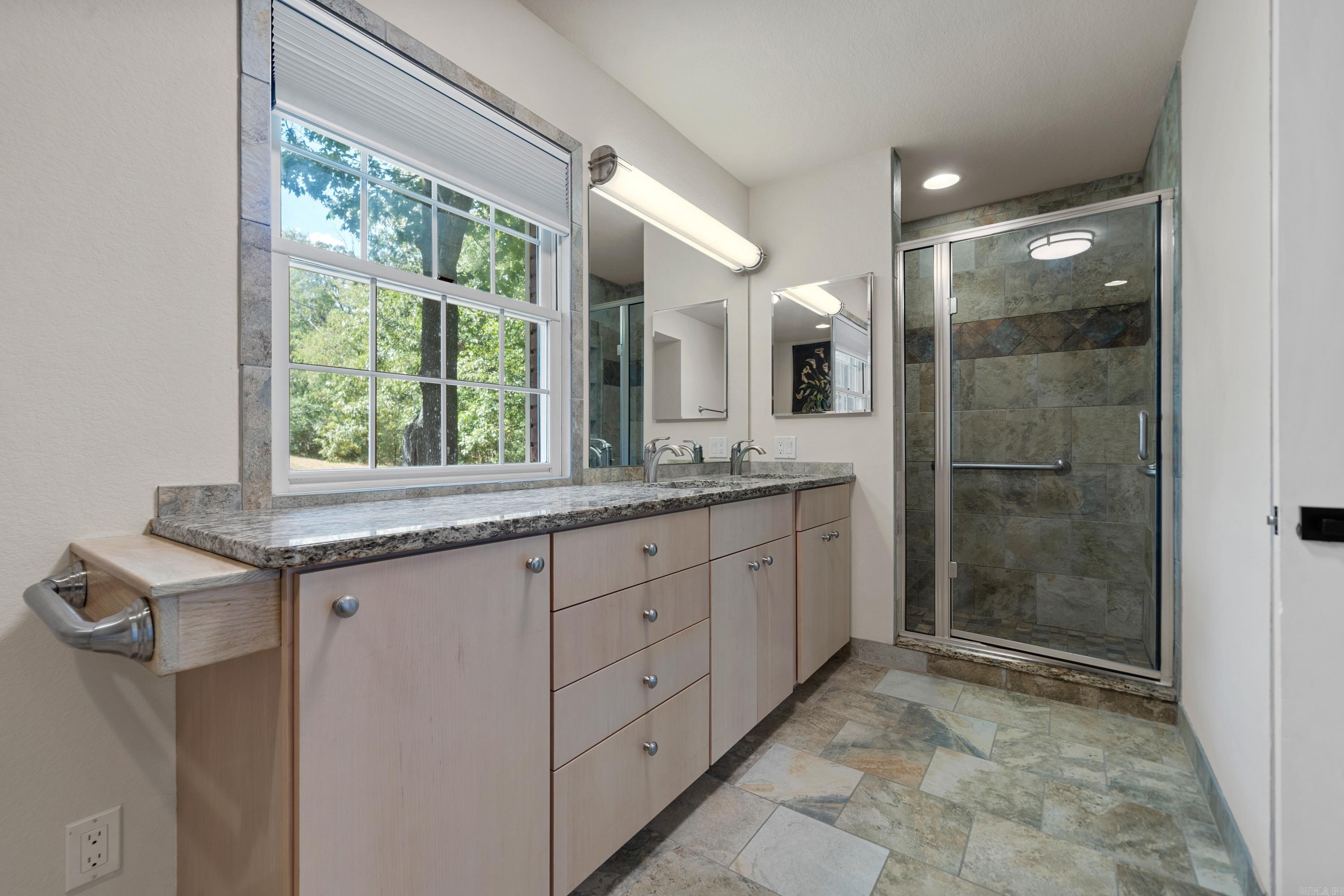 191  Taylor  Hot Springs, AR