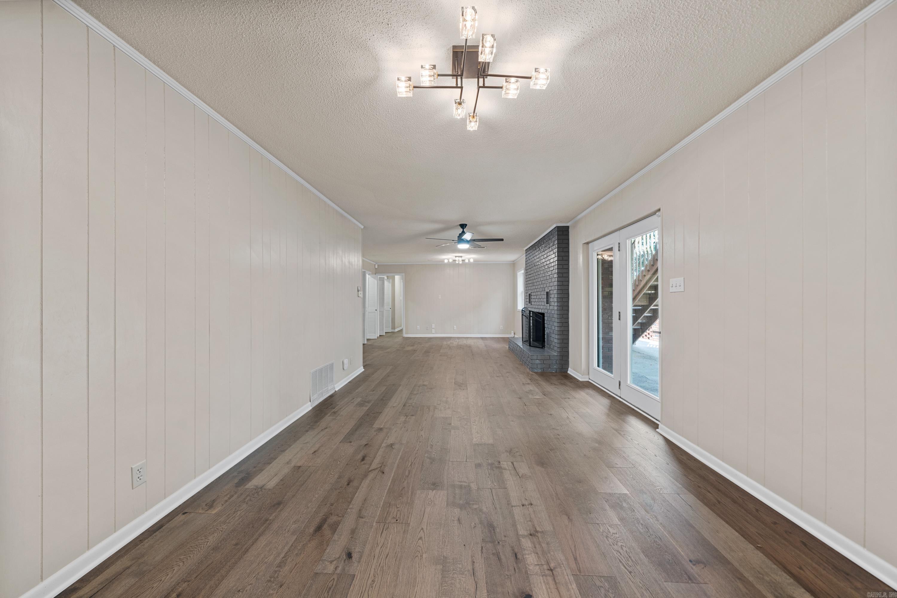 191  Taylor  Hot Springs, AR