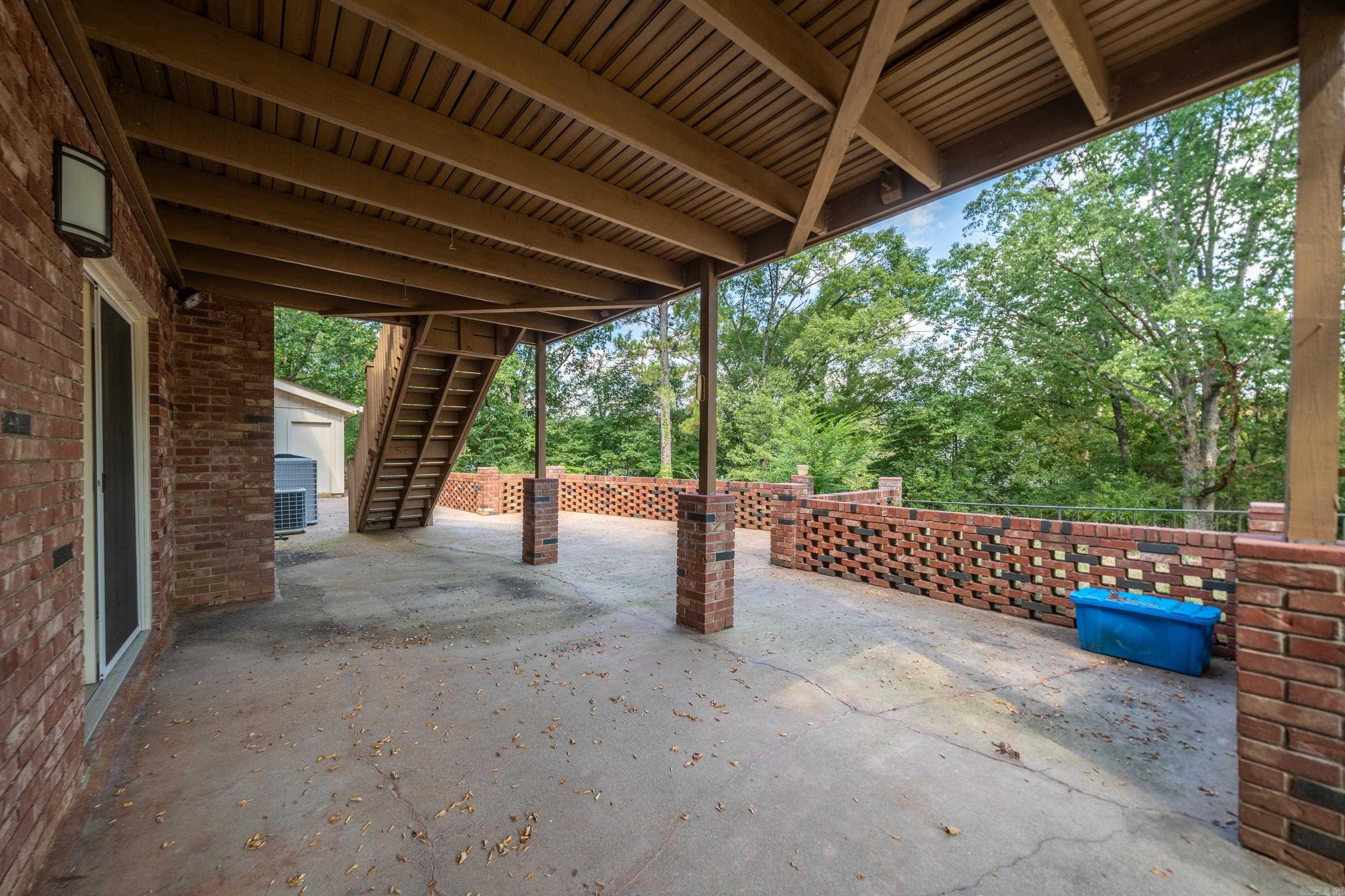 191  Taylor  Hot Springs, AR