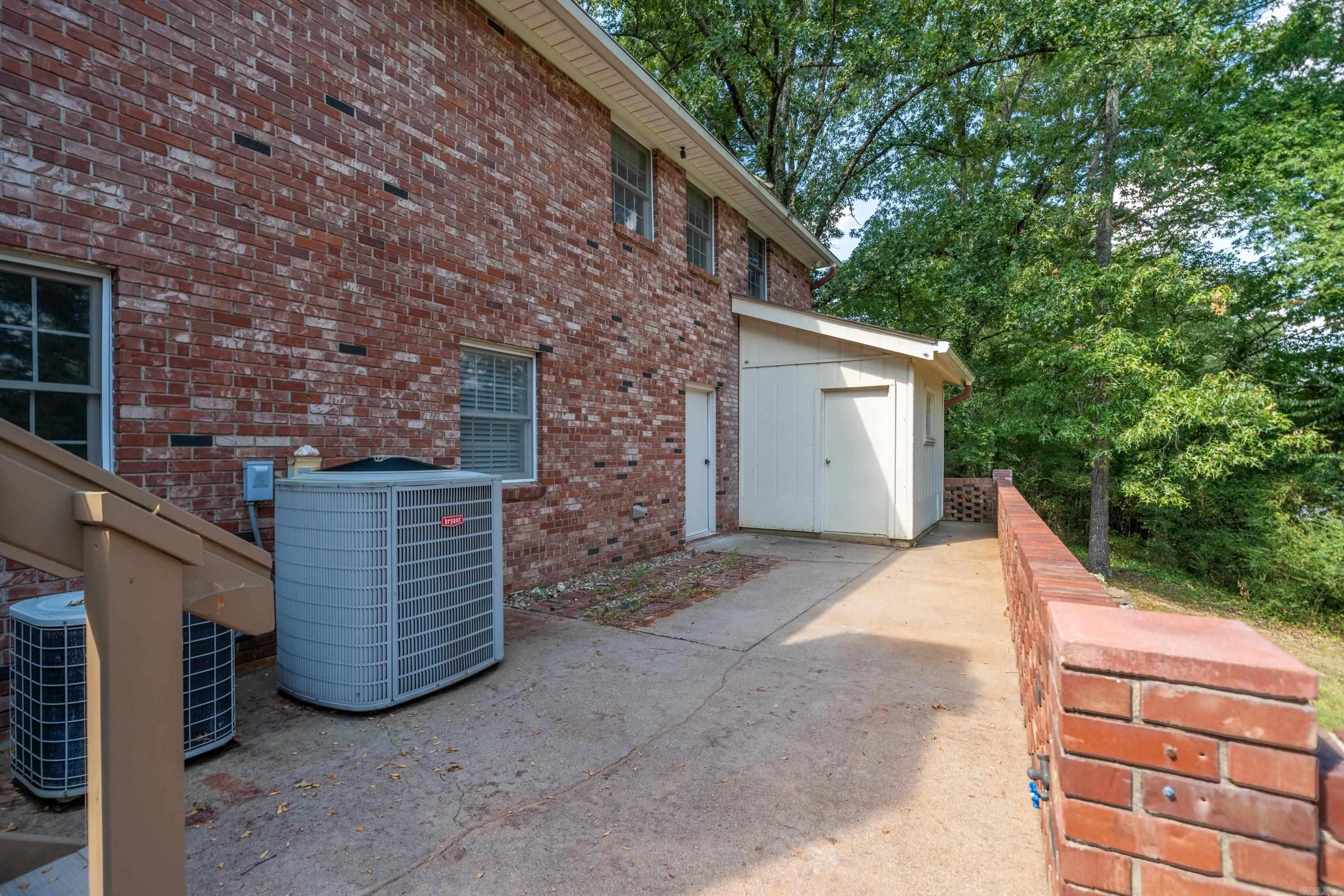 191  Taylor  Hot Springs, AR