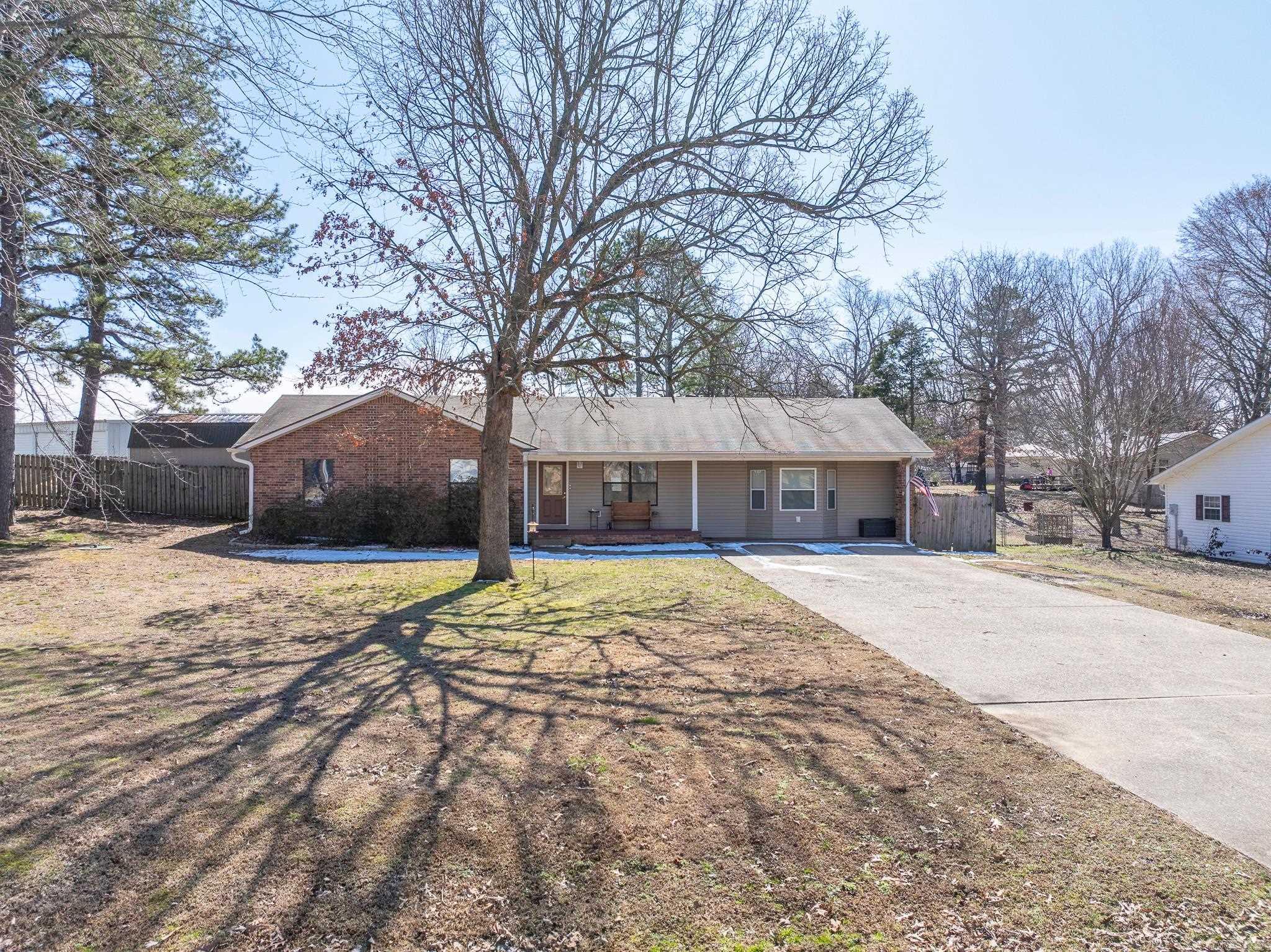 6 Ponderosa Drive