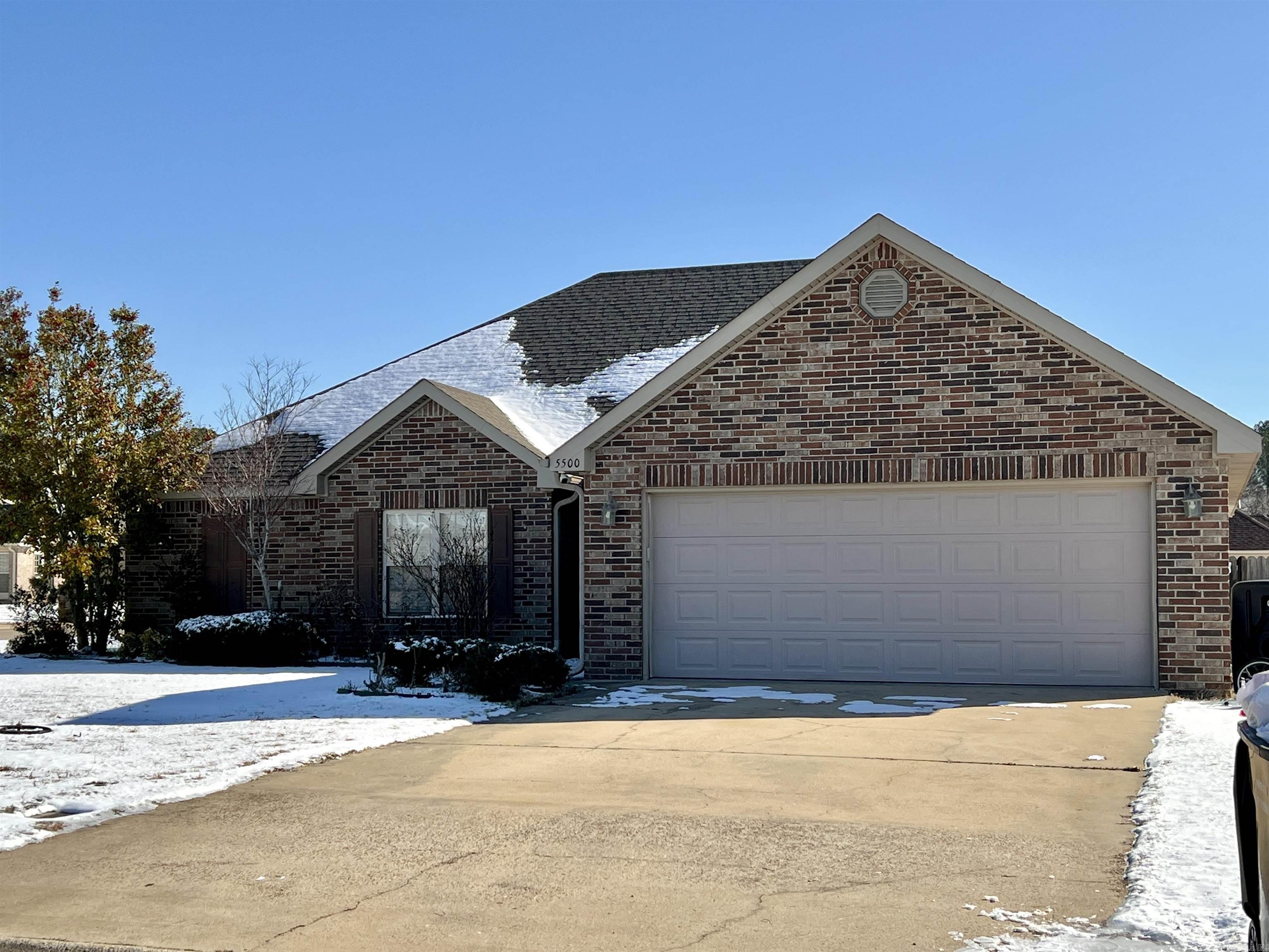 5500 Camden Lane