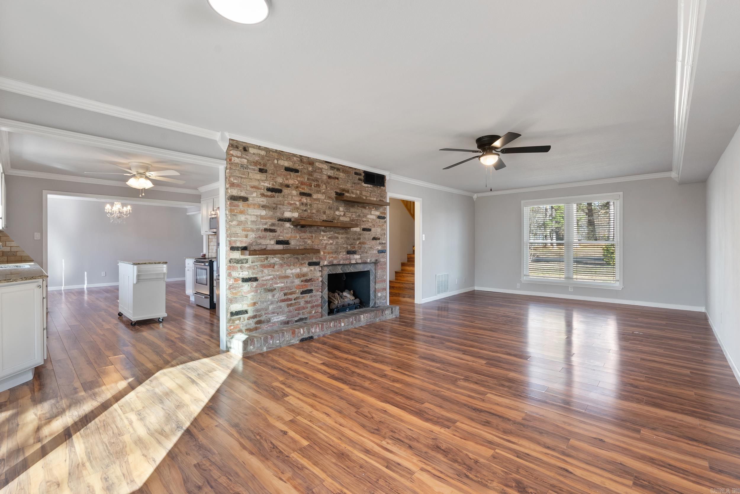 104 S Lakeland Pt  Hot Springs, AR