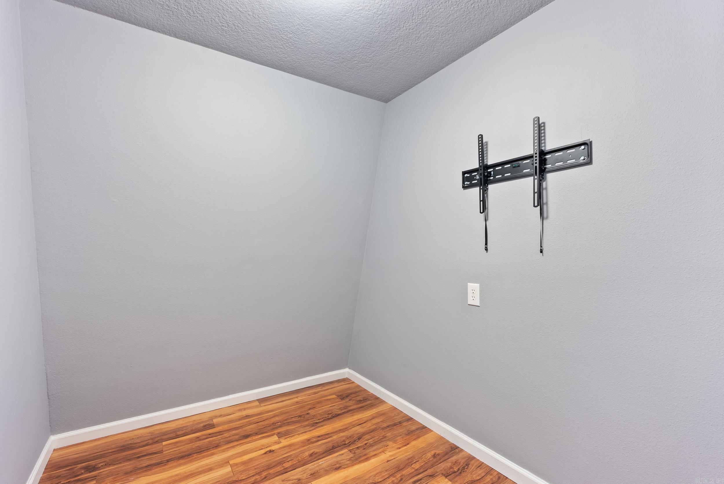 104 S Lakeland Pt  Hot Springs, AR