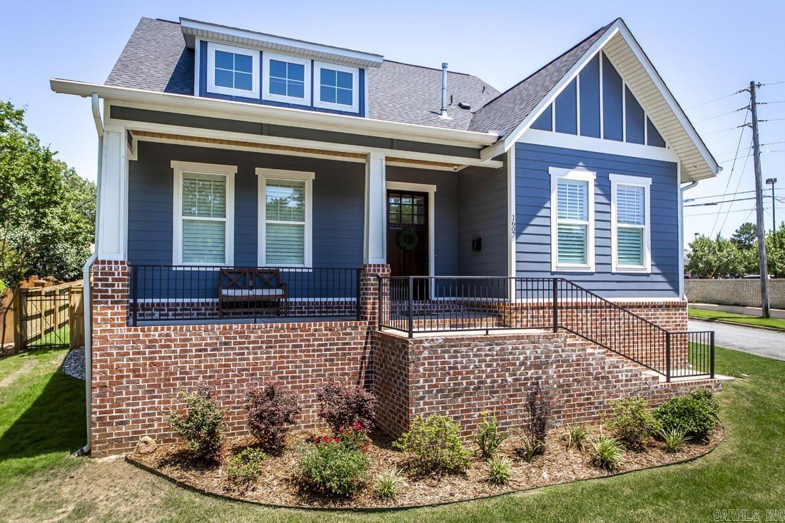 1607 N University  Little Rock, AR