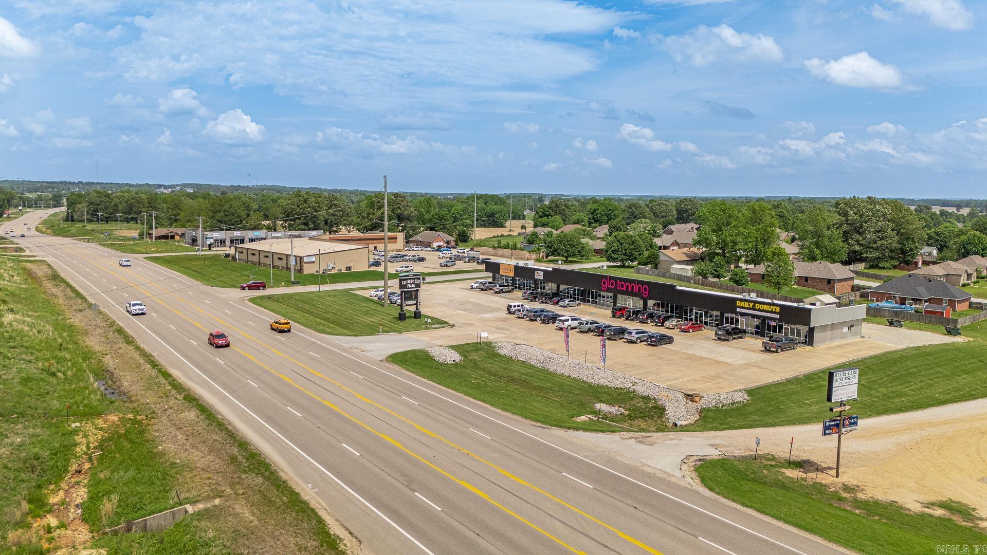 5301 LINWOOD UNIT H carriage hill plaza Paragould, AR