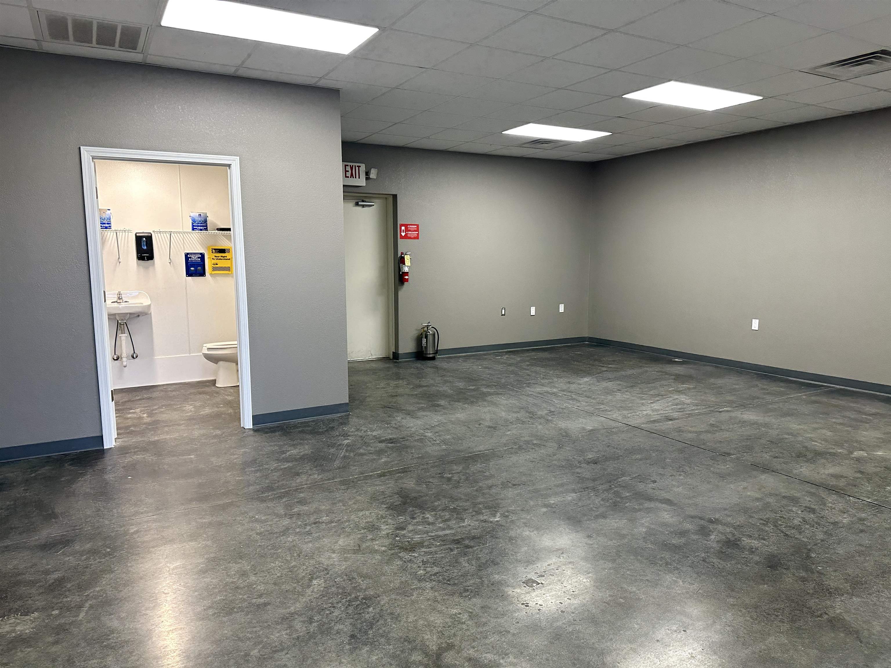 5301  LINWOOD UNIT H carriage hill plaza Paragould, AR