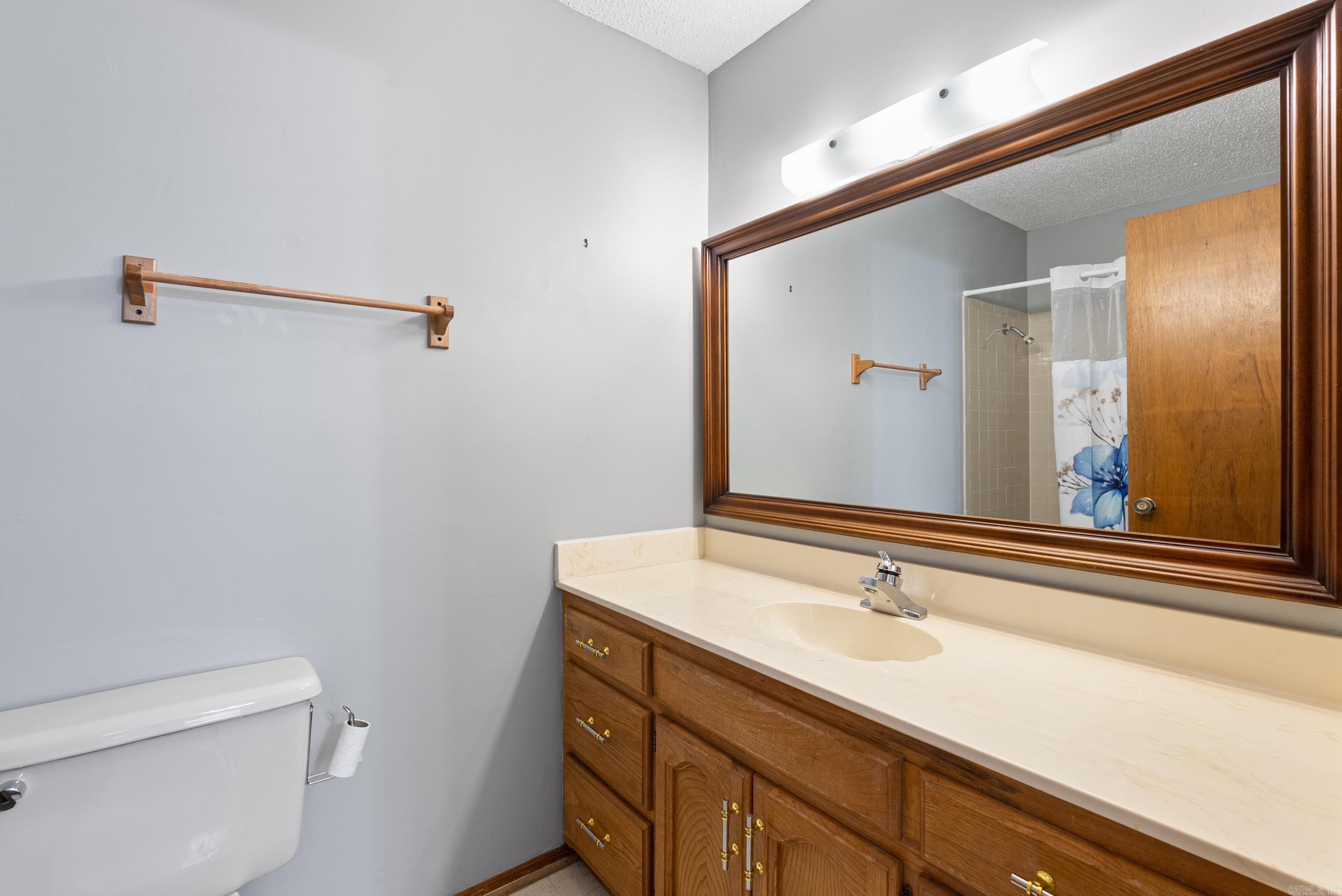 26  Tomisa Lane  Hot Springs Village, AR