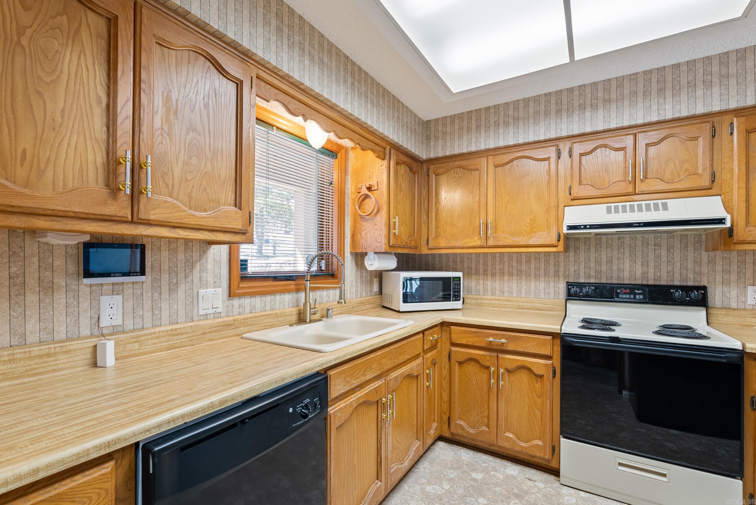26  Tomisa Lane  Hot Springs Village, AR