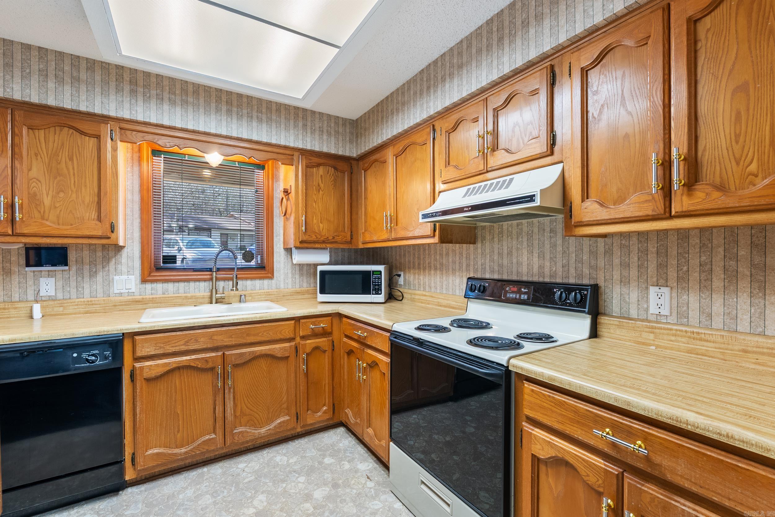 26  Tomisa Lane  Hot Springs Village, AR