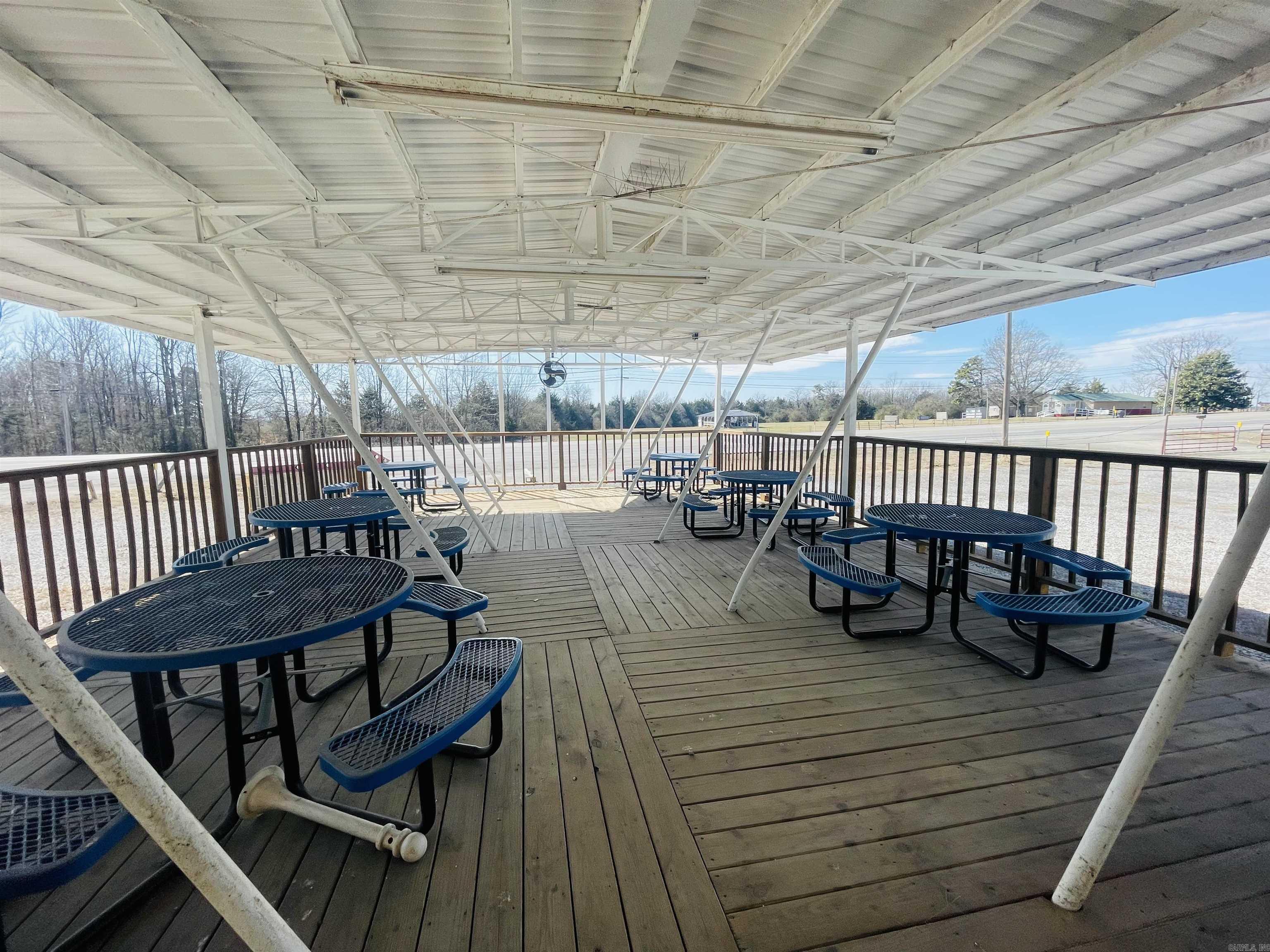 7649  Batesville Road  Pleasant Plains, AR