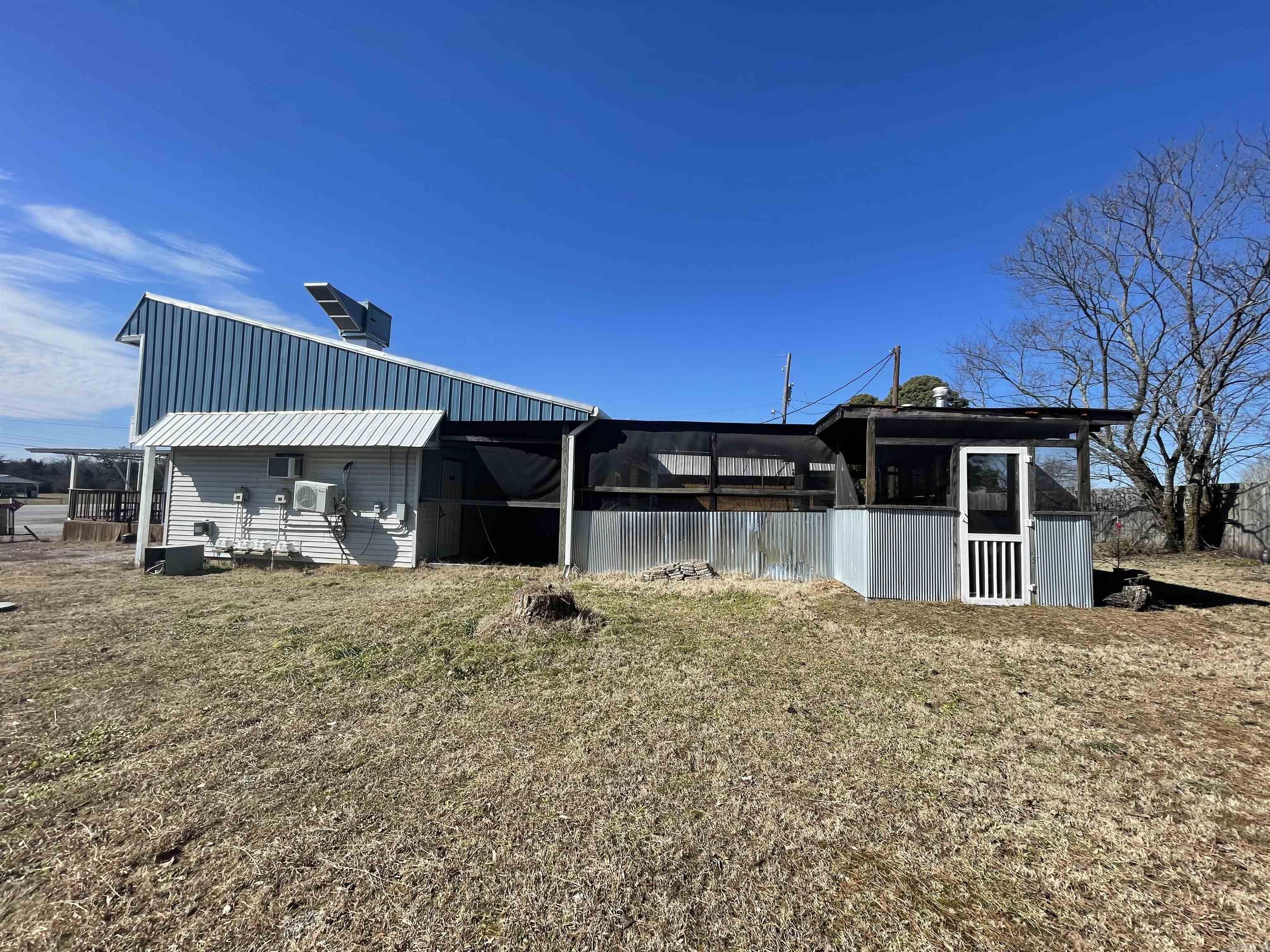 7649  Batesville Road  Pleasant Plains, AR