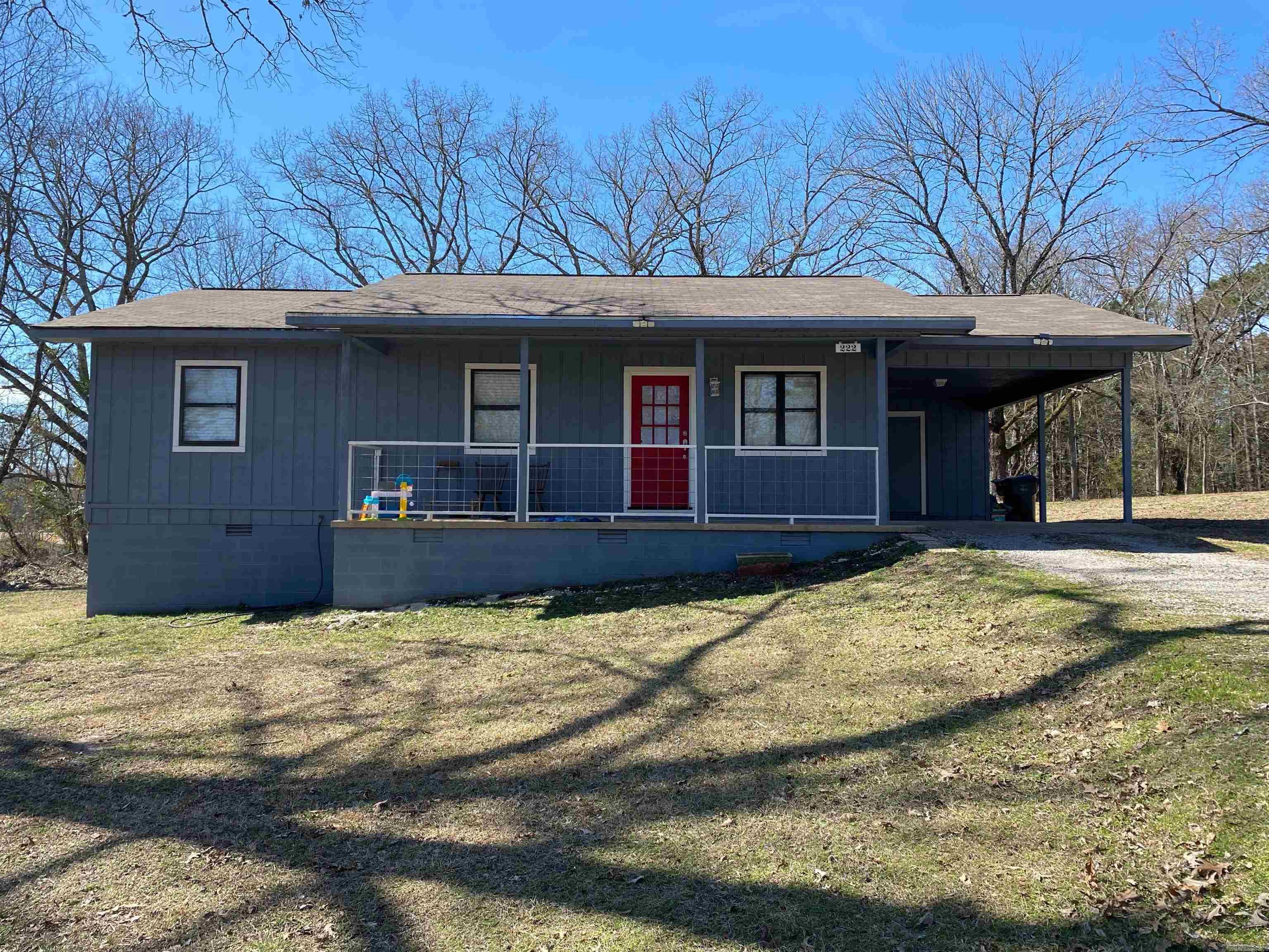 222 D & M Court