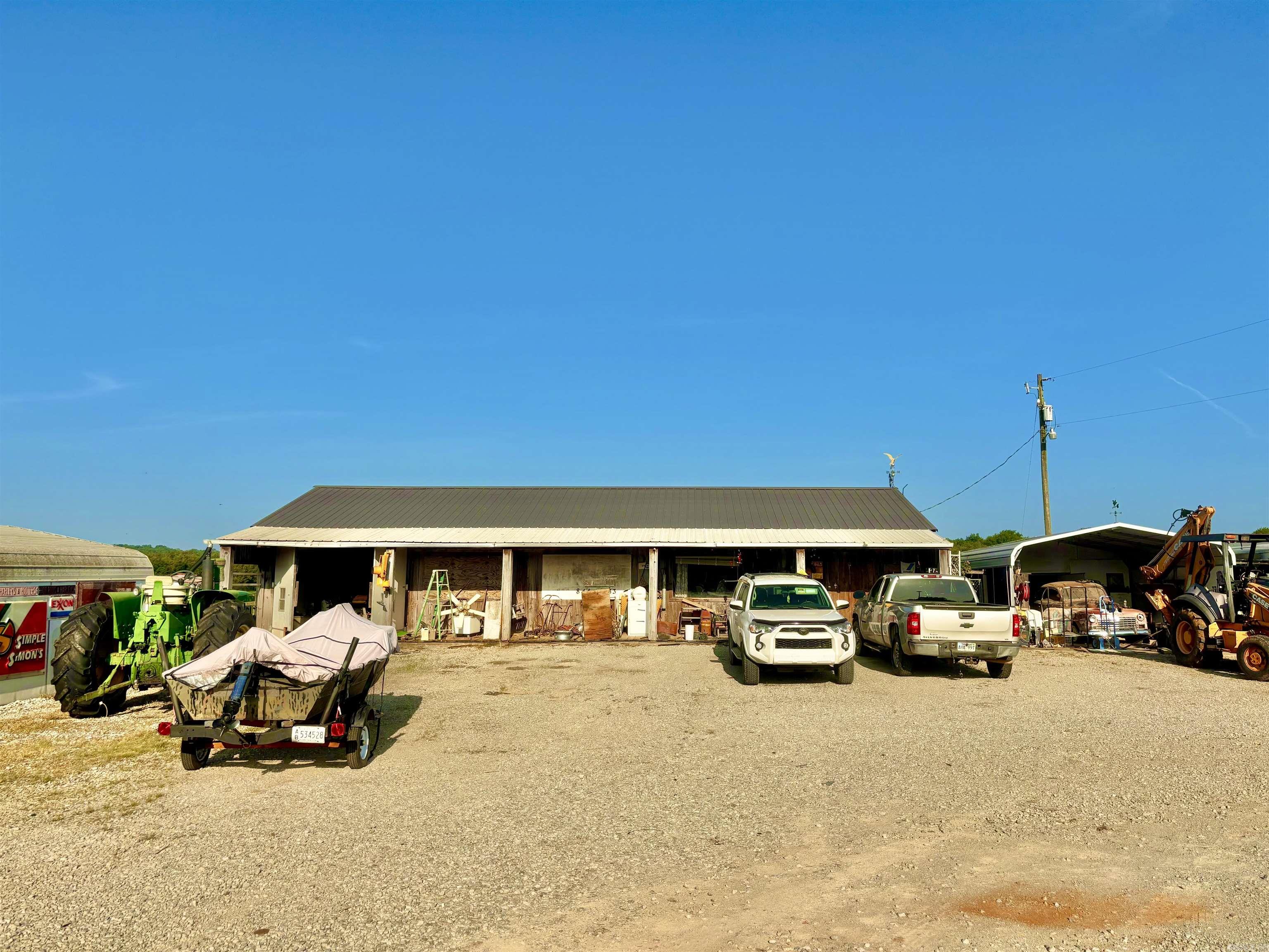 5021 Highway 63 Black Rock, AR 72415