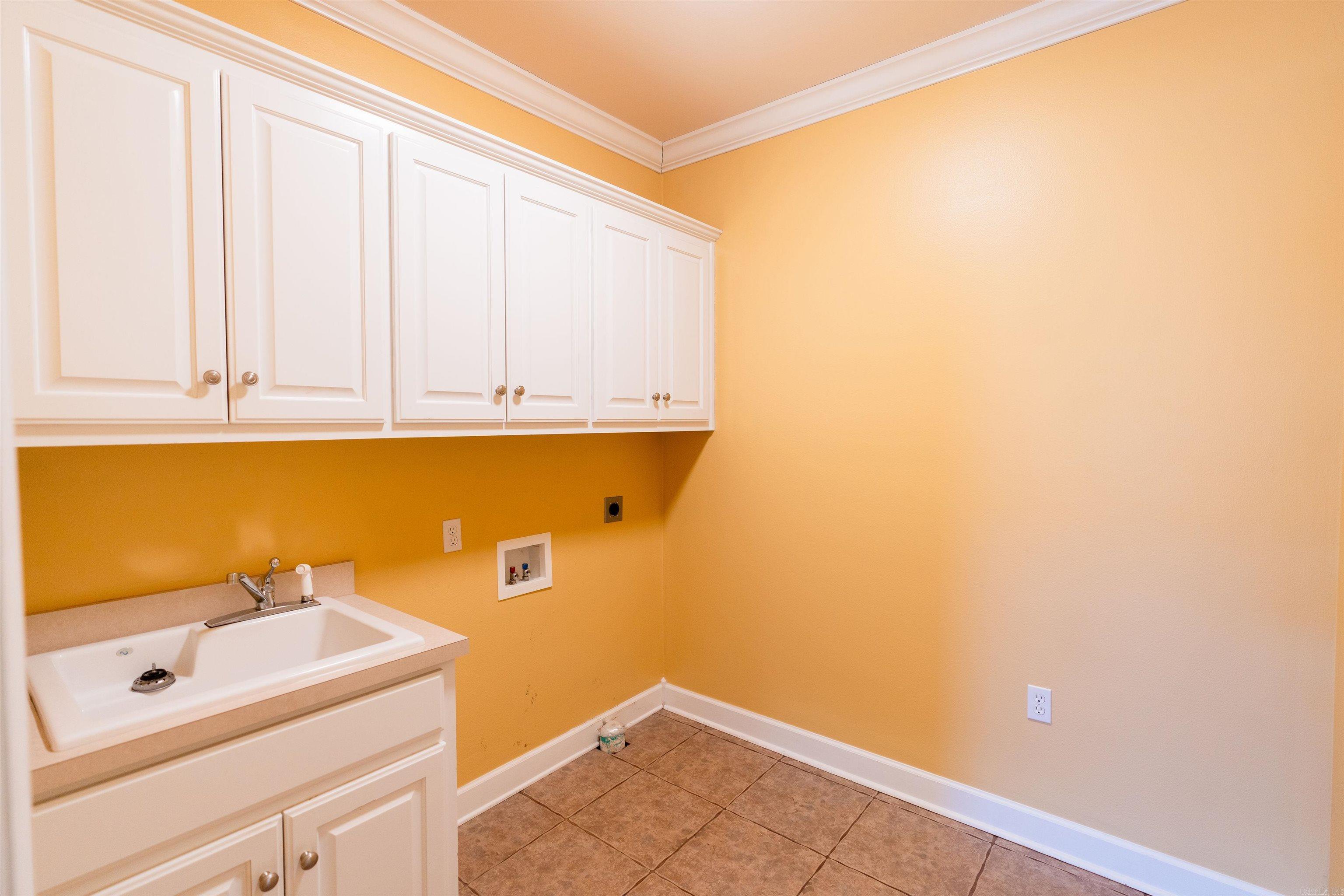 2306  Saxony  Searcy, AR
