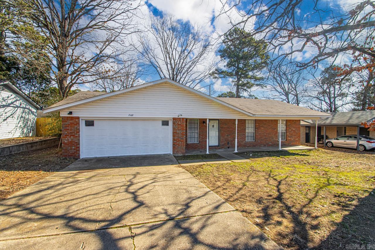 2102  Justus  Bryant, AR