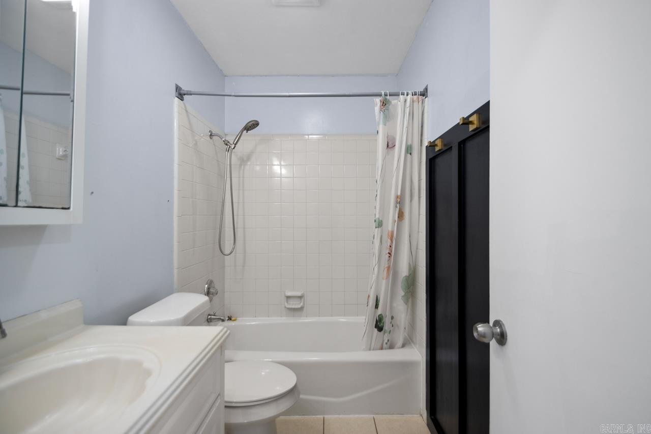 2102  Justus  Bryant, AR