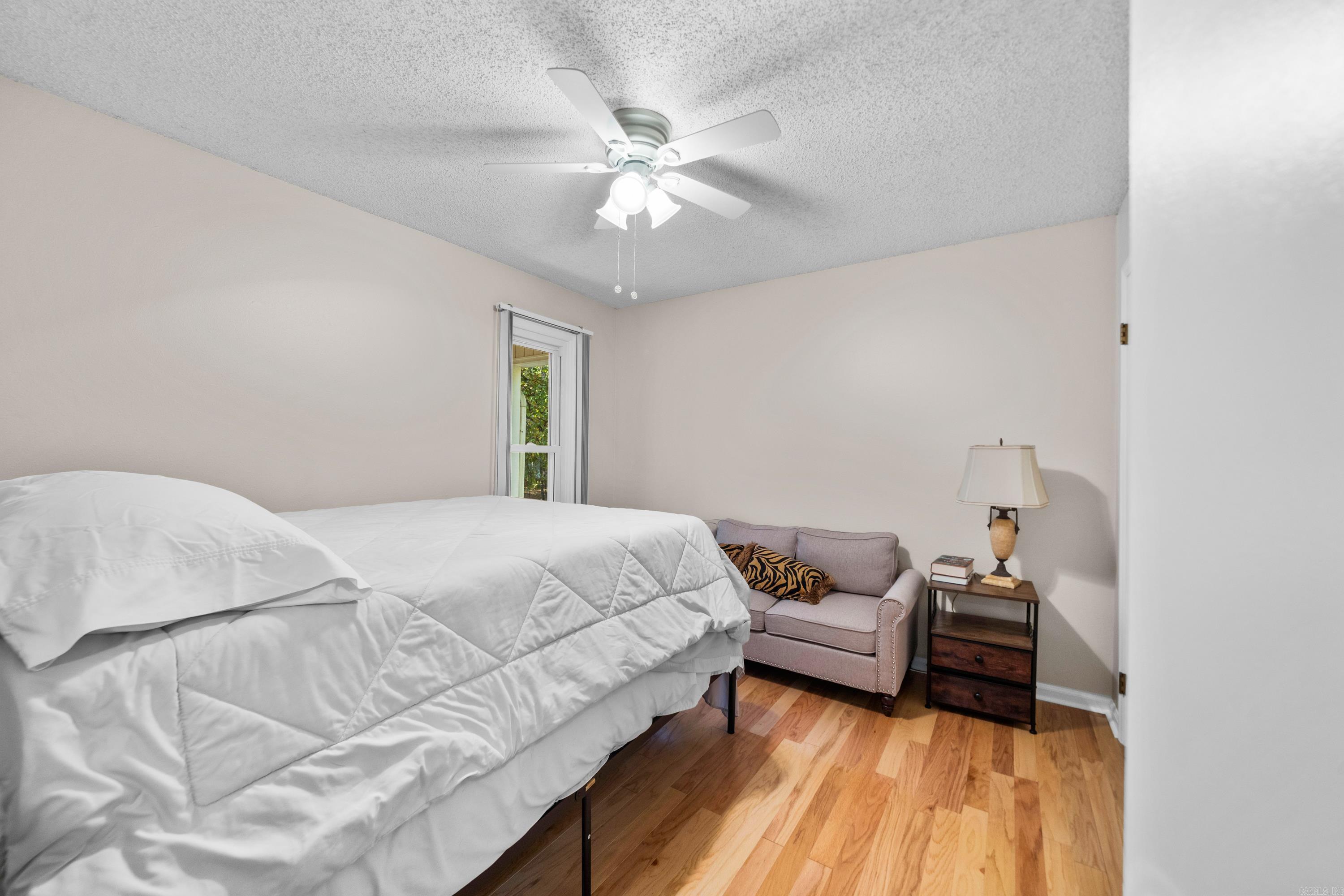 2  Pola  Hot Springs Village, AR