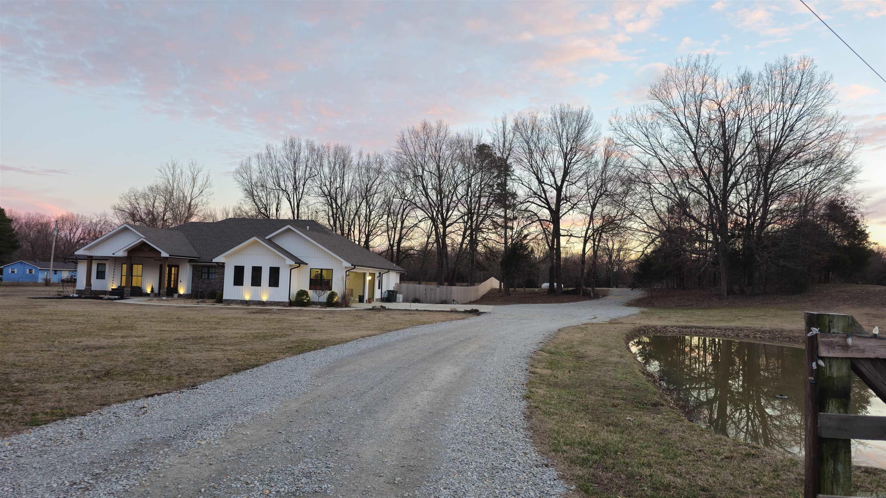 1949  County Road 761  Brookland, AR