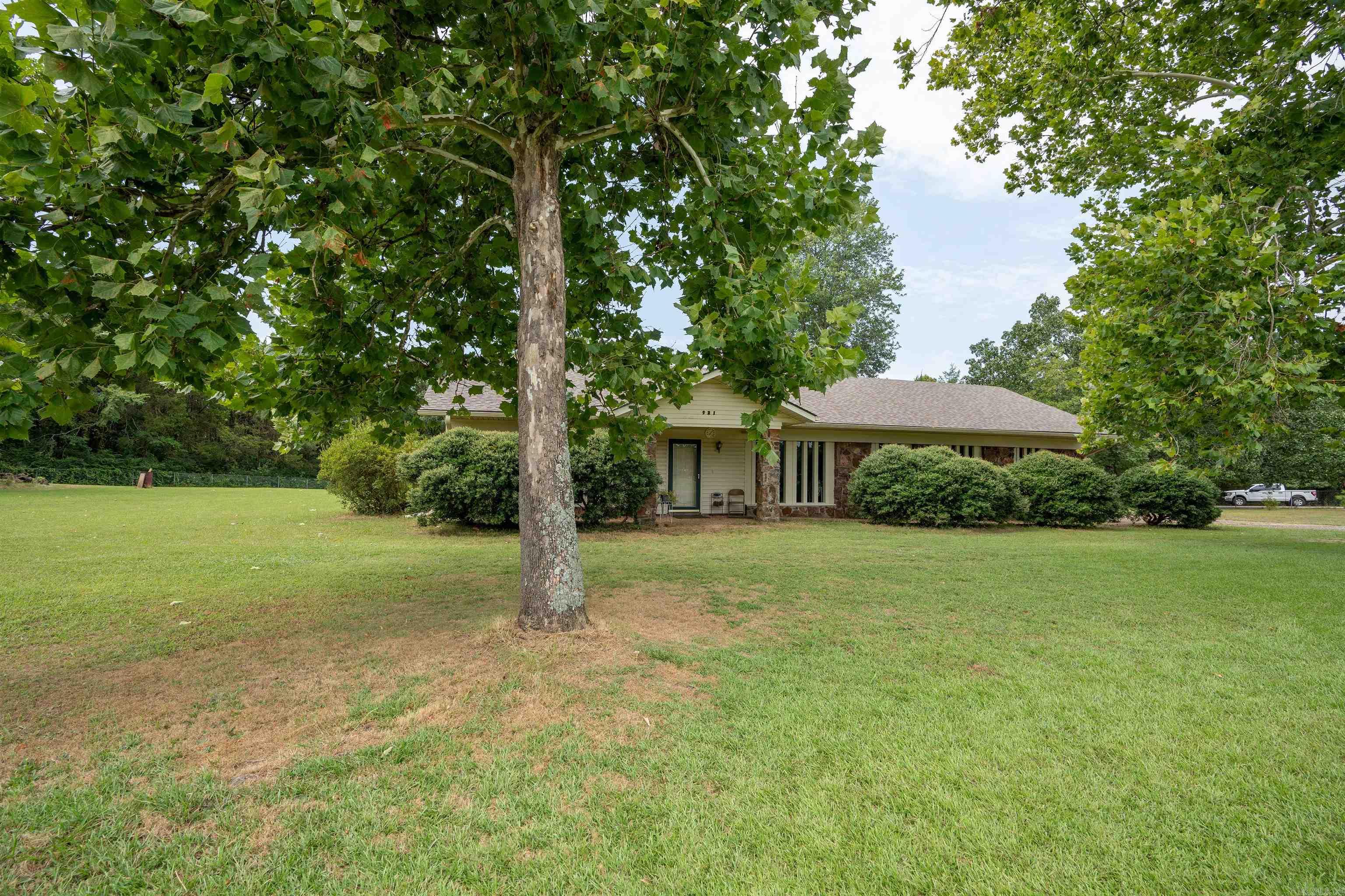 921 Meadow Creek Lane Heber Springs, AR 72534-3
